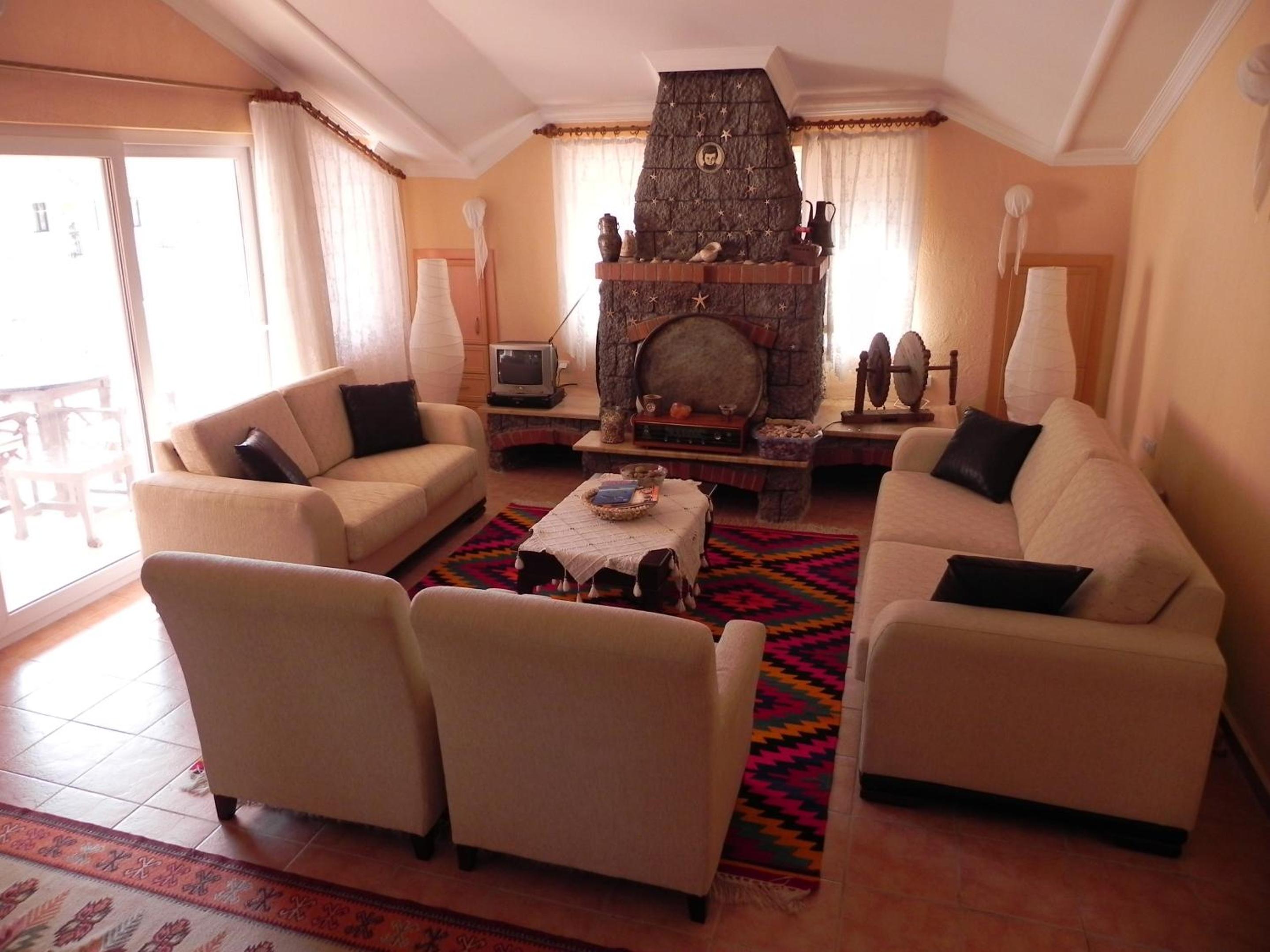 Dalyan Palace