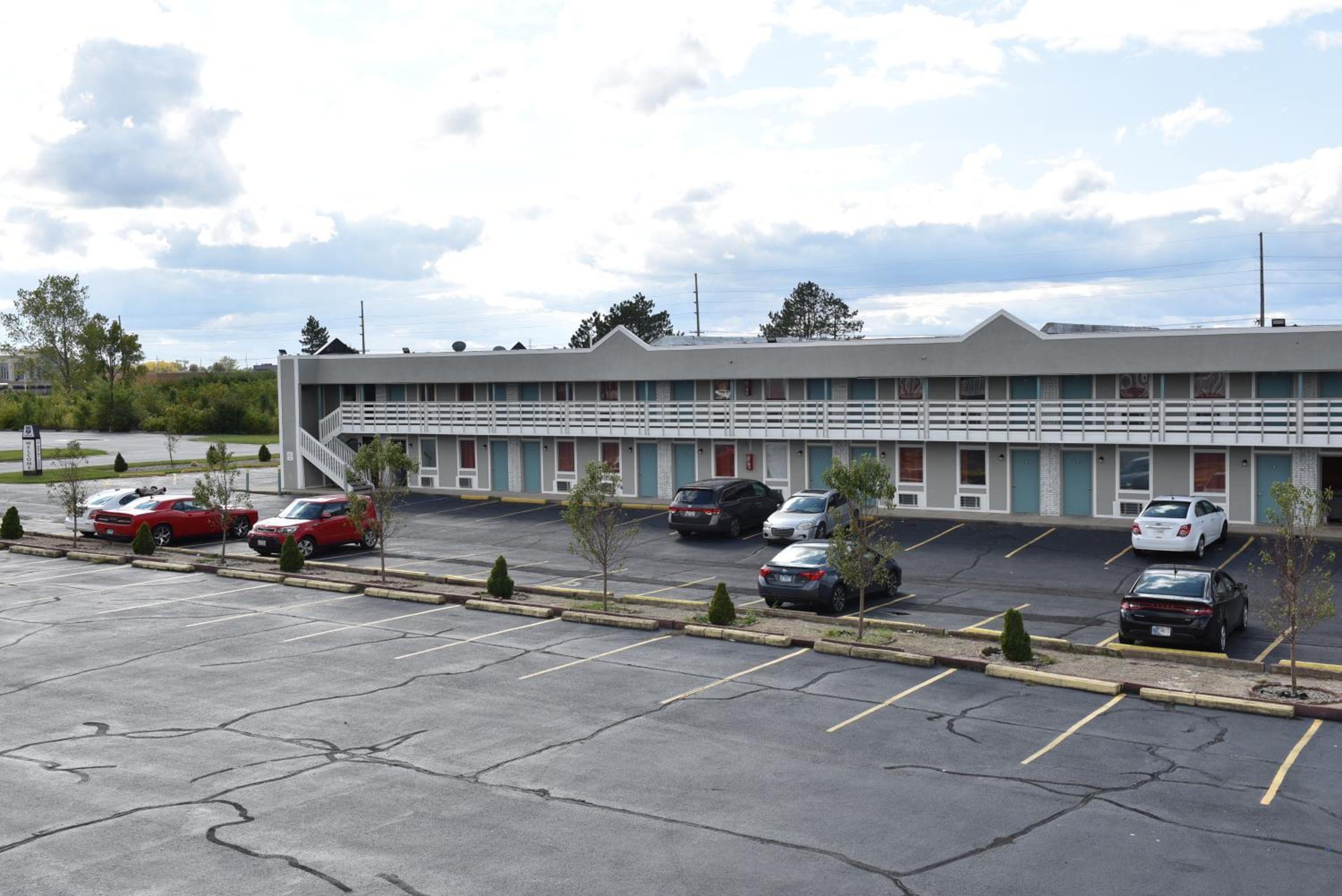 Merrillville Vacations - Knights Inn Merrillville - Property Image 5
