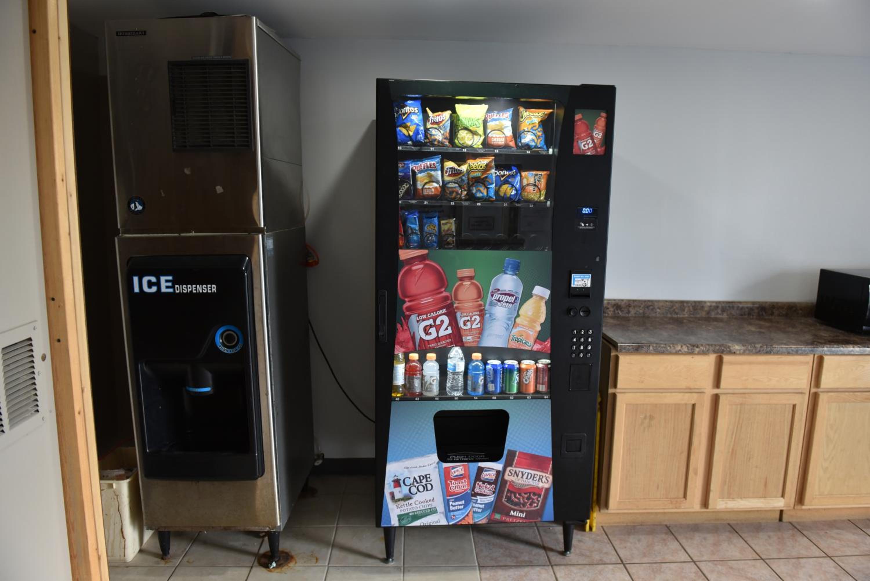 Merrillville Vacations - Knights Inn Merrillville - Property Image 46