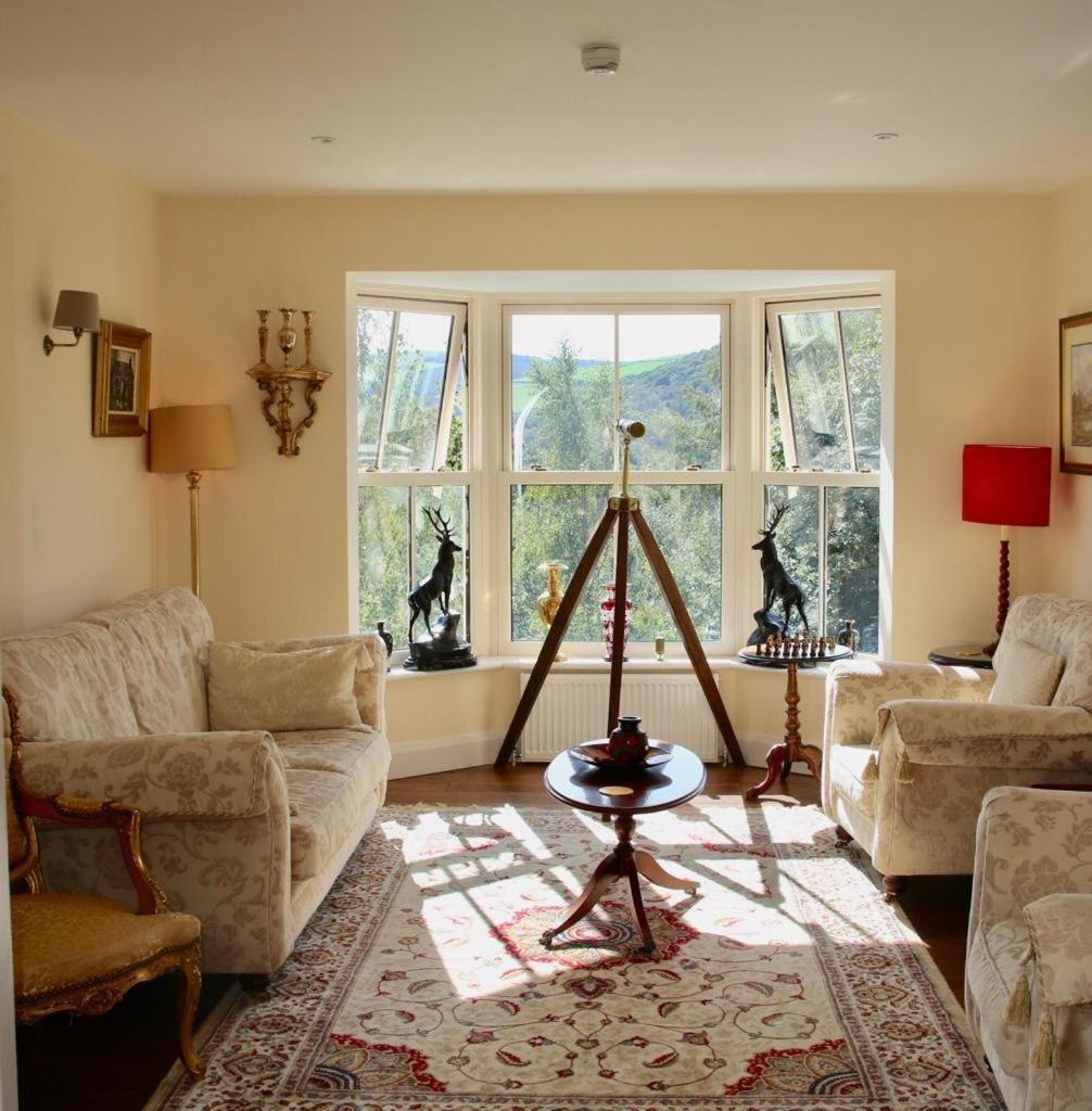 Heather House en Laragh — lounge