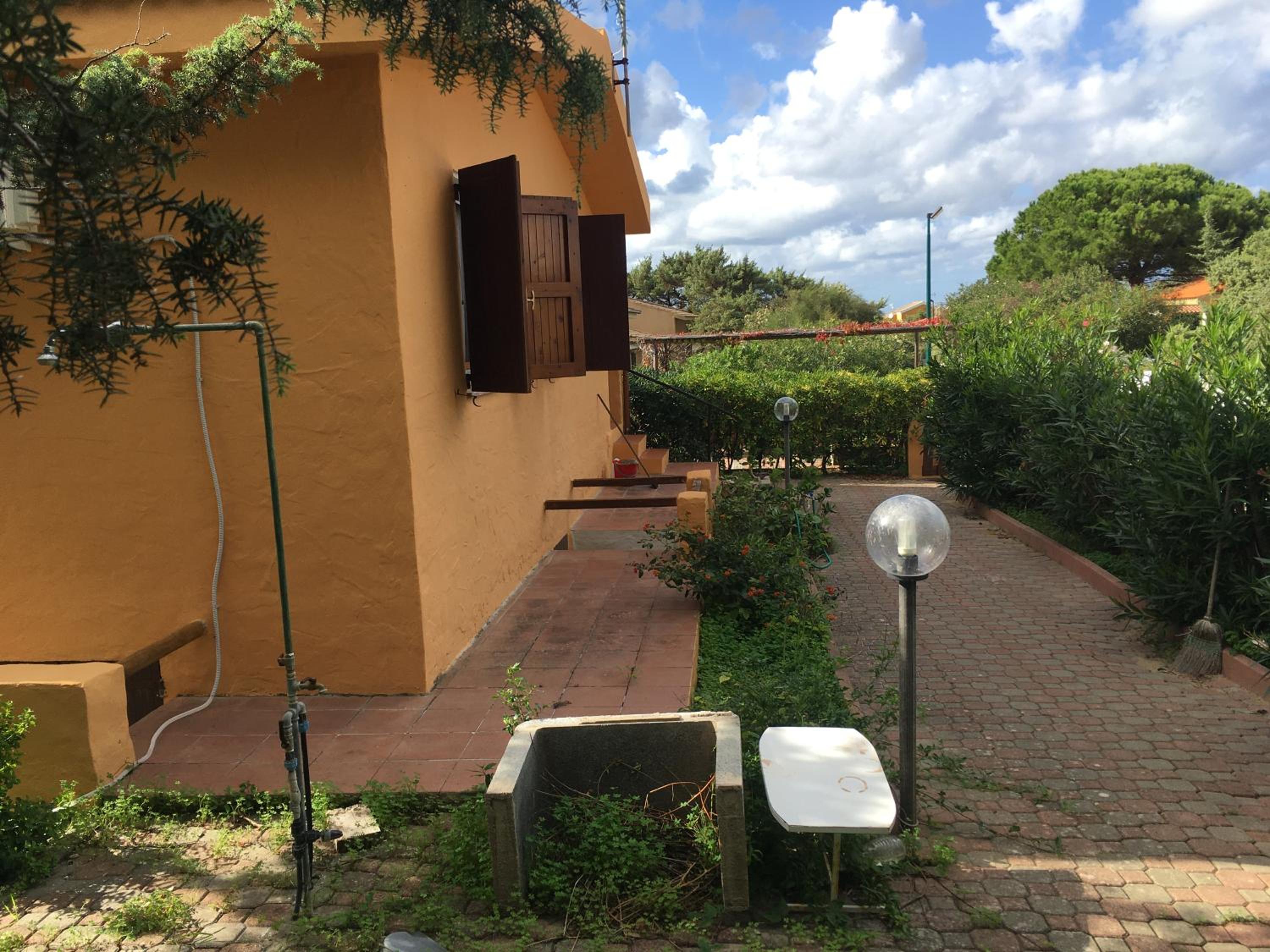 Eden Beach, trilocale con giardino a pochi passi dal mare