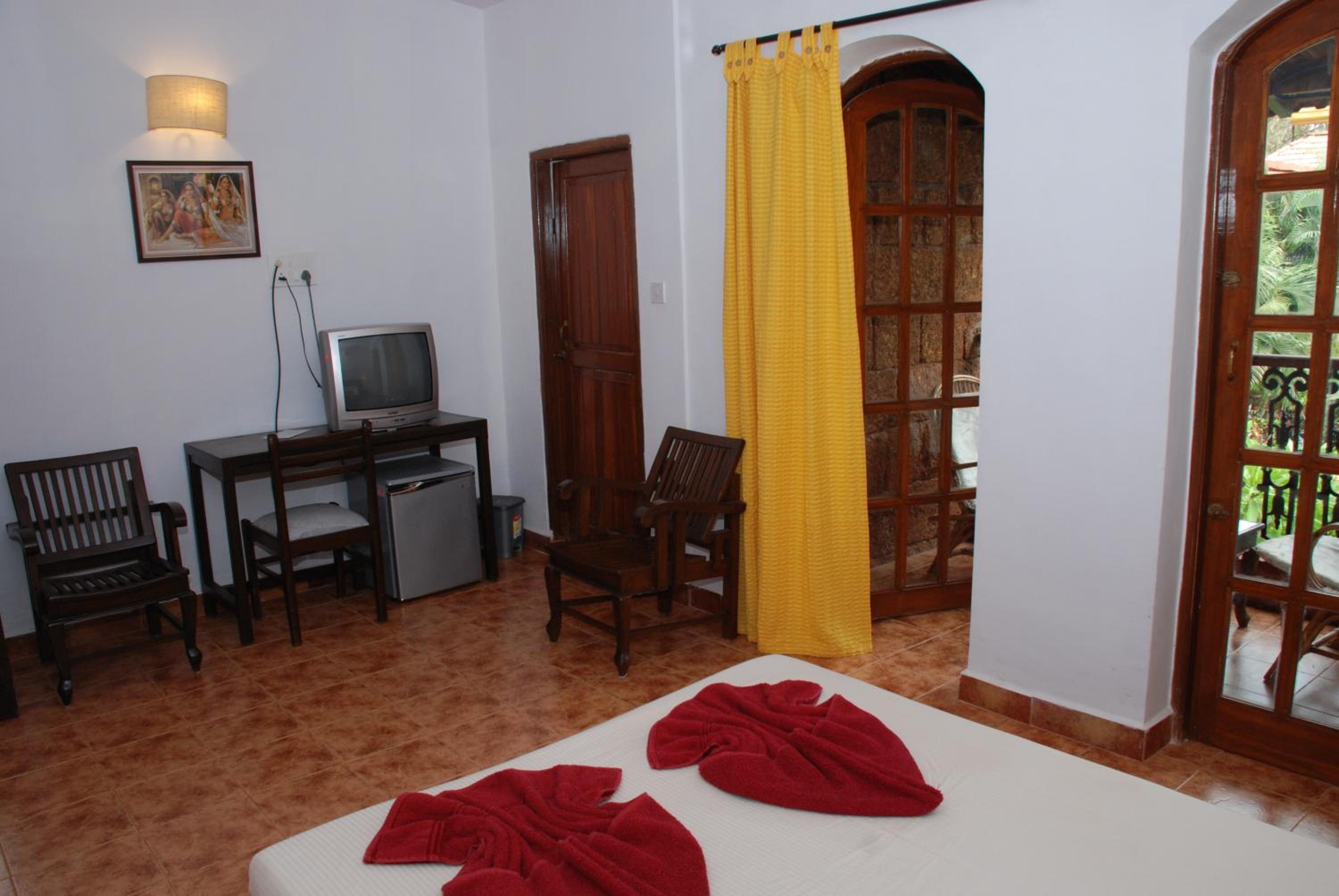 Sea Breeze Beach Resort Candolim, Goa
