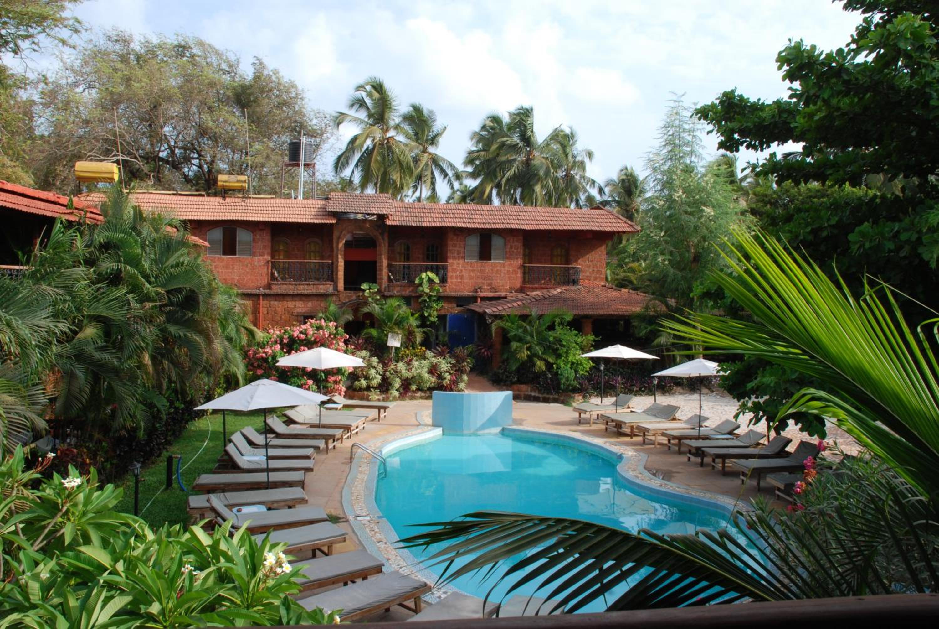 Sea Breeze Beach Resort Candolim, Goa