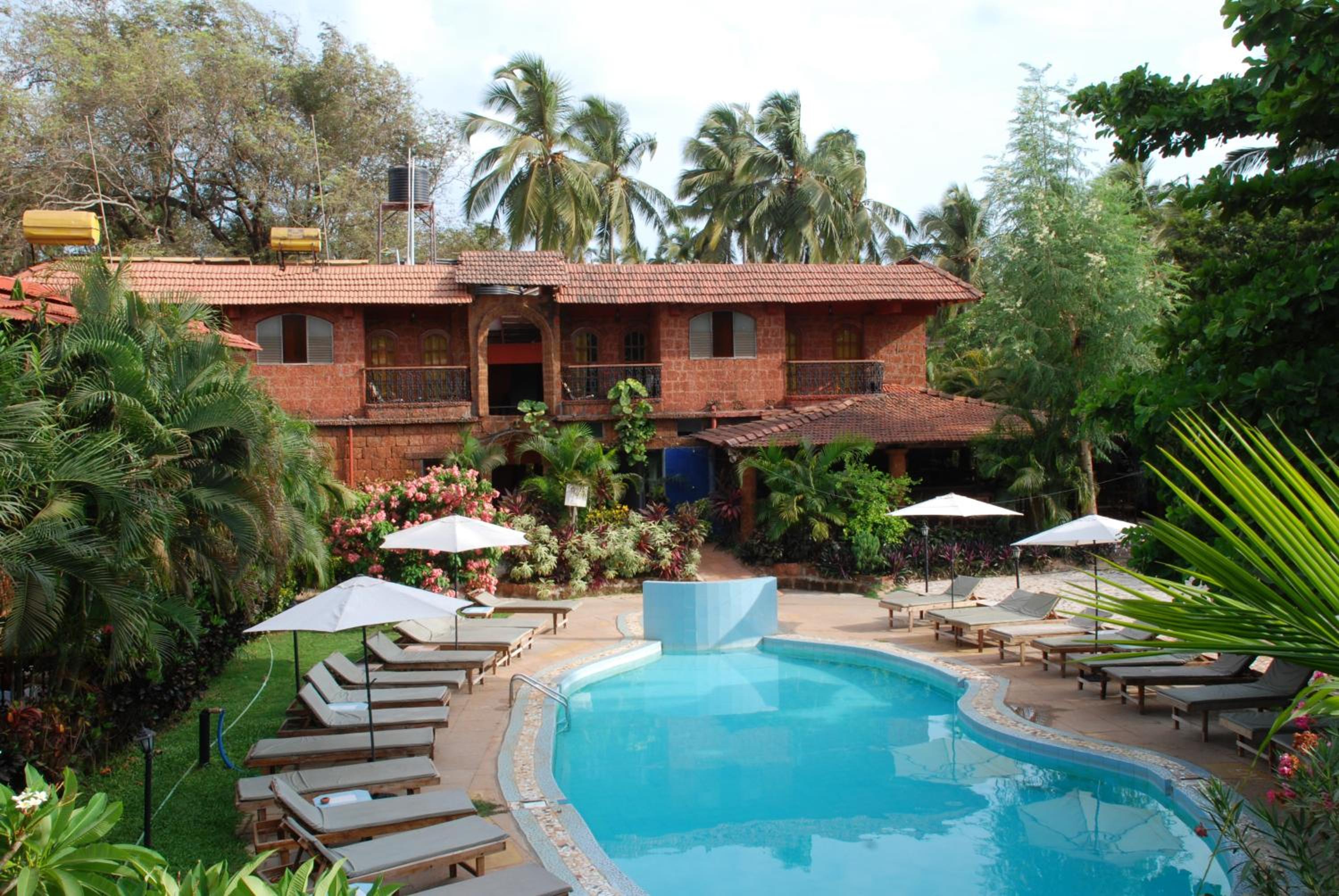 Sea Breeze Beach Resort Candolim, Goa