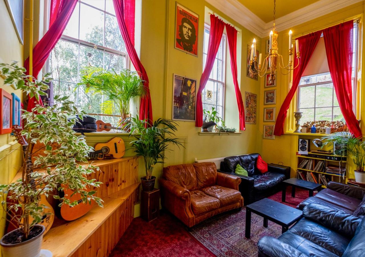 Castle Rock Hostel - Adults Only