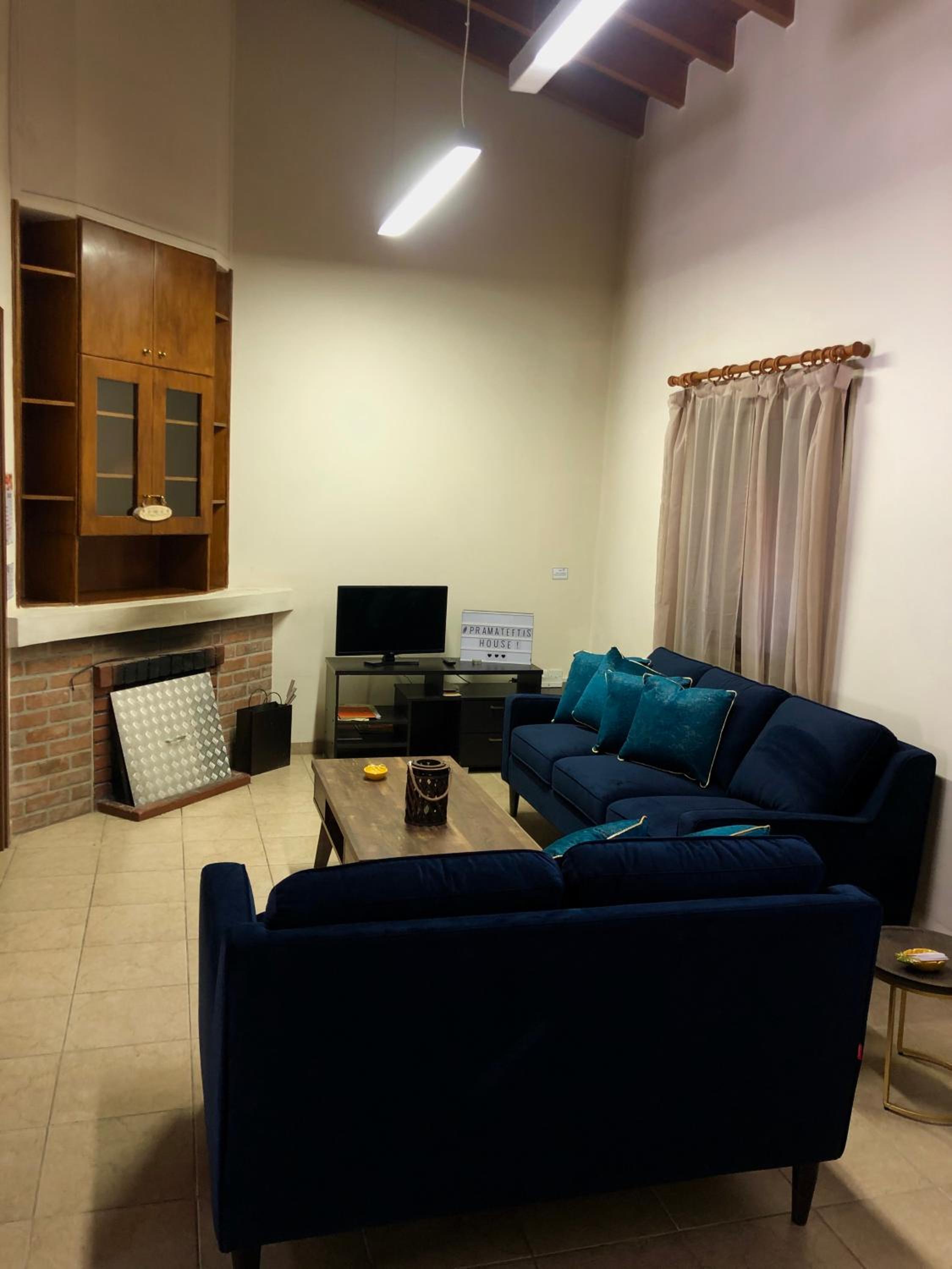 Pramateftis House