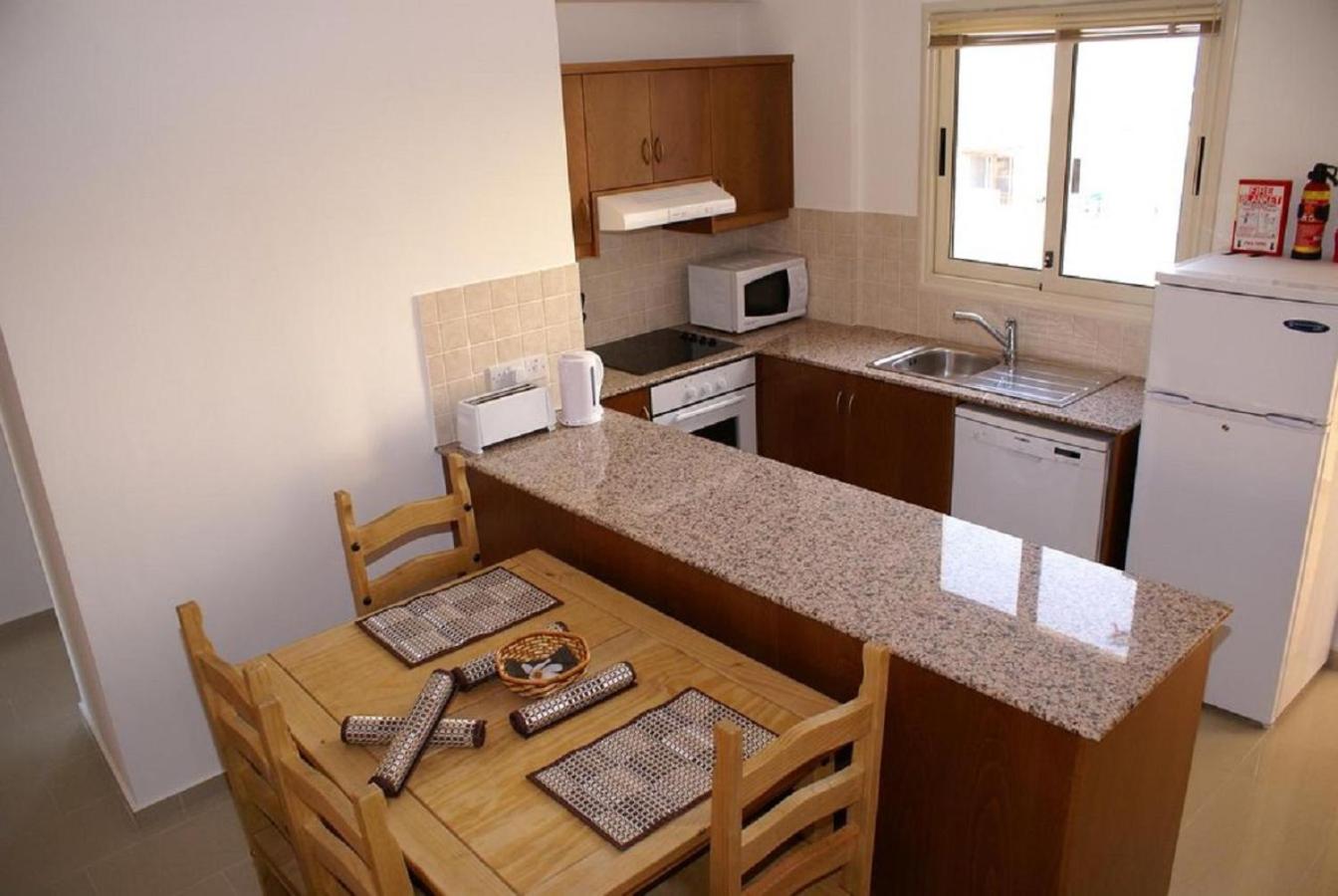 Pleasantly furnished Apartment B201 with large terrace, Wi-Fi & Android TV