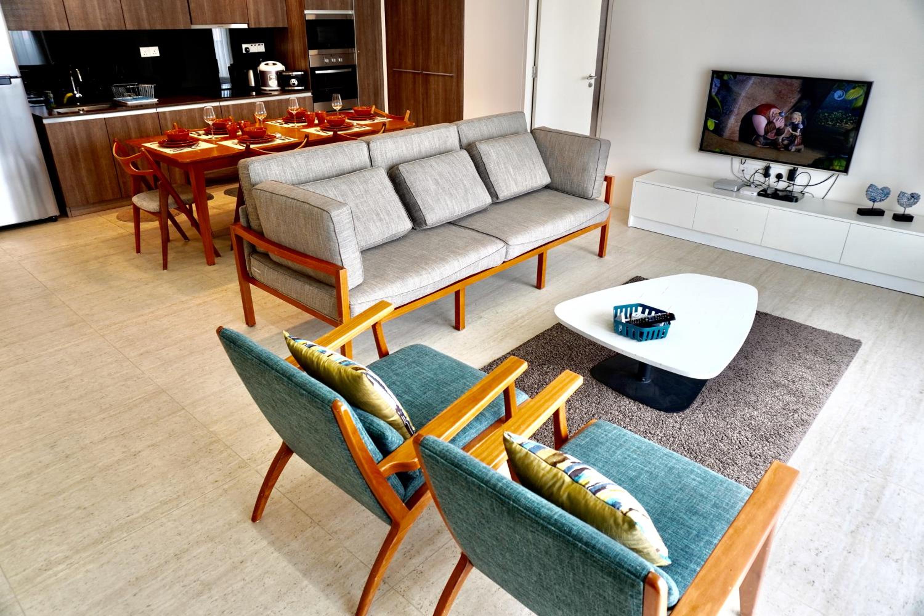 Hotel Beachfront Resort By The Sea, Batu Ferringhi - Image 1