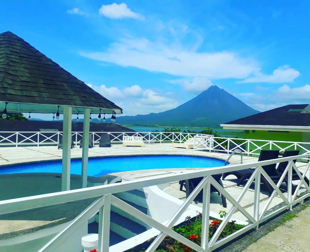 Hotel Arenal Vista Lodge - Image 1