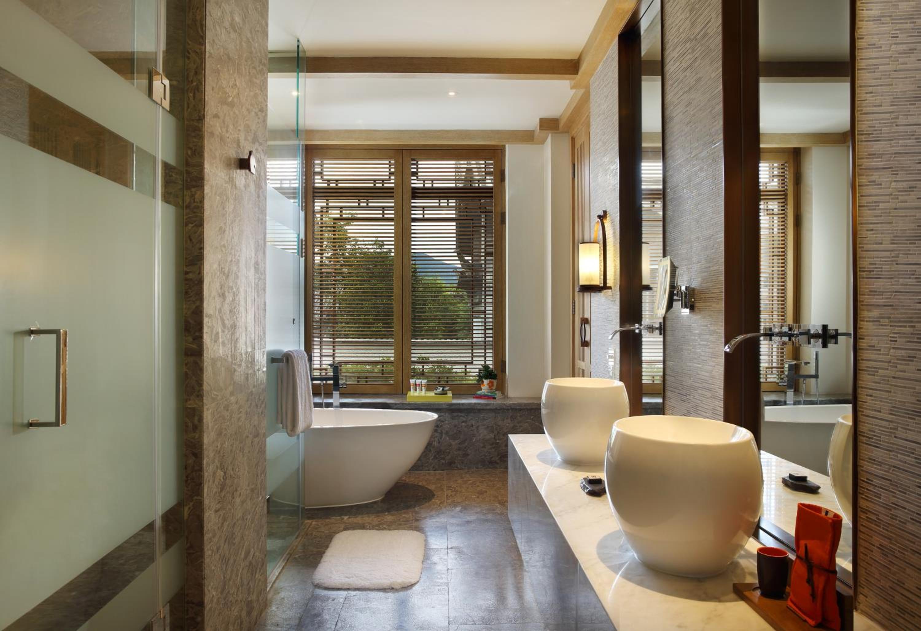 Hotel Indigo Lijiang Ancient Town by IHG