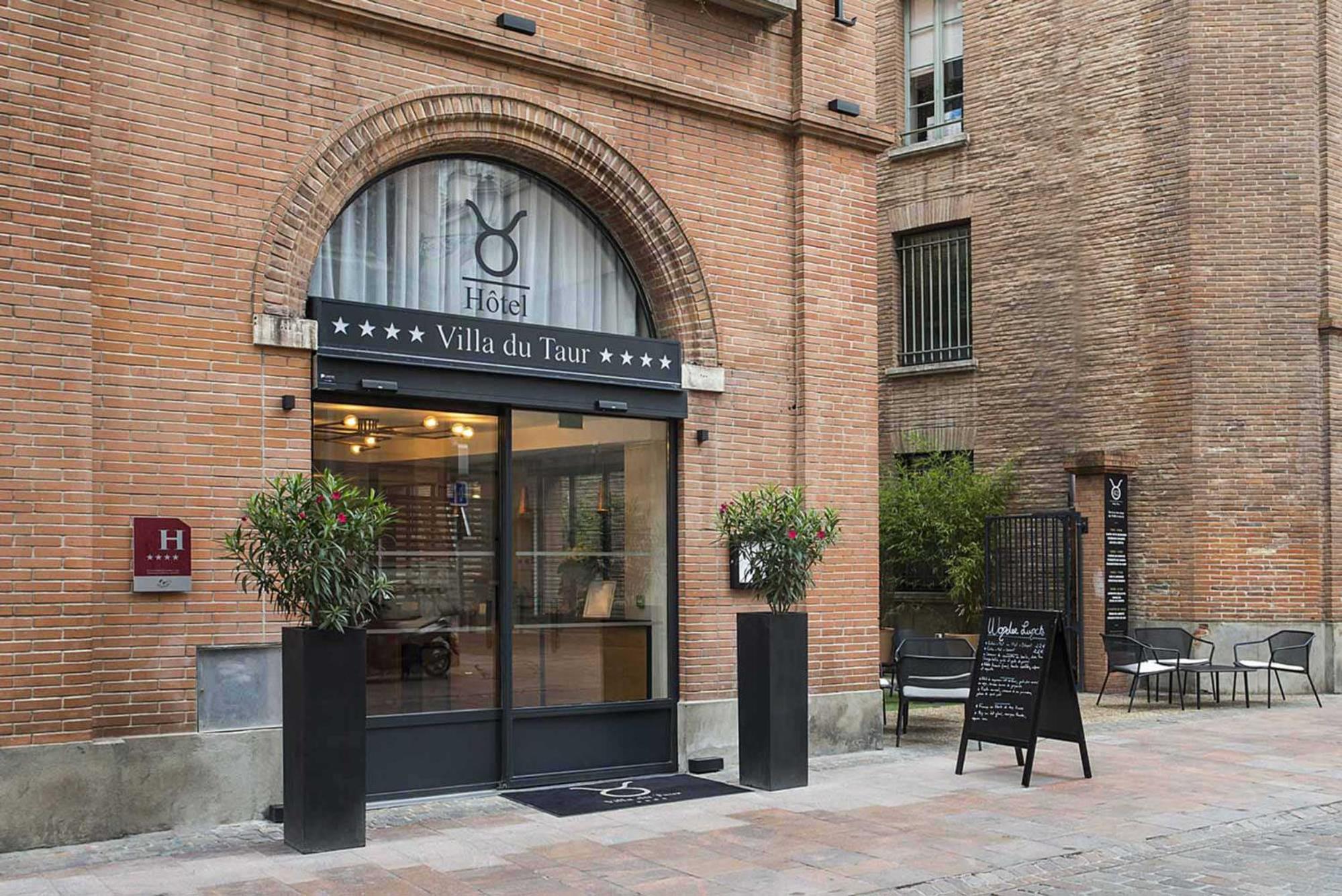 Hotel Logis Hôtel Villa du Taur - Image 1