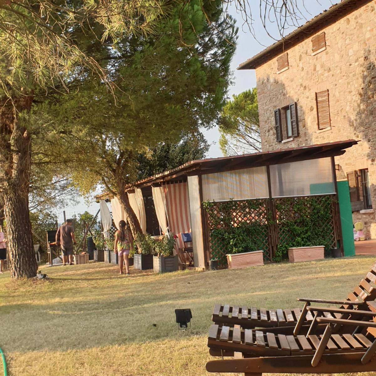 Villa Chiccheio Rooms view 3