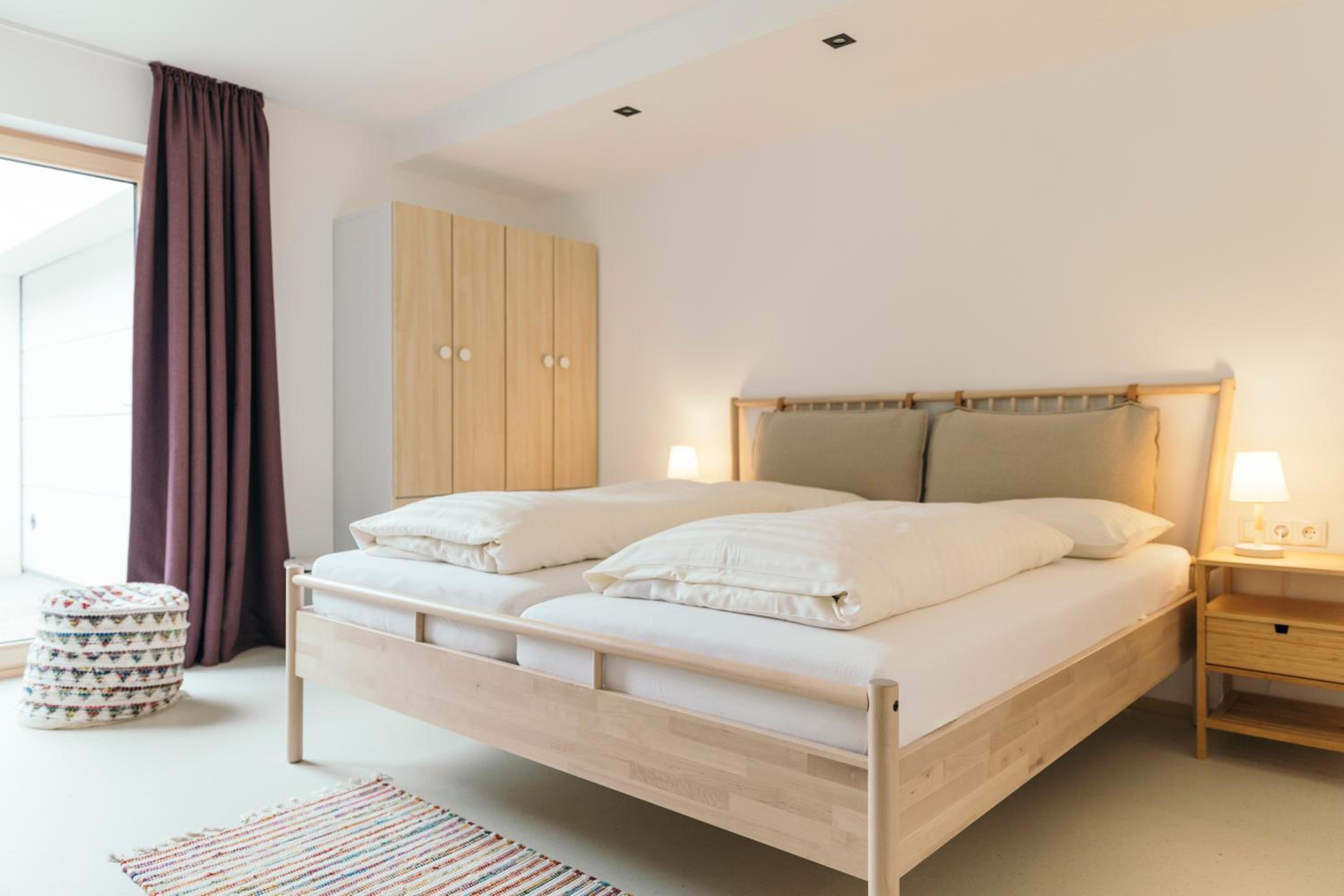 Ferienhaus Alpen Lodge und die Gams