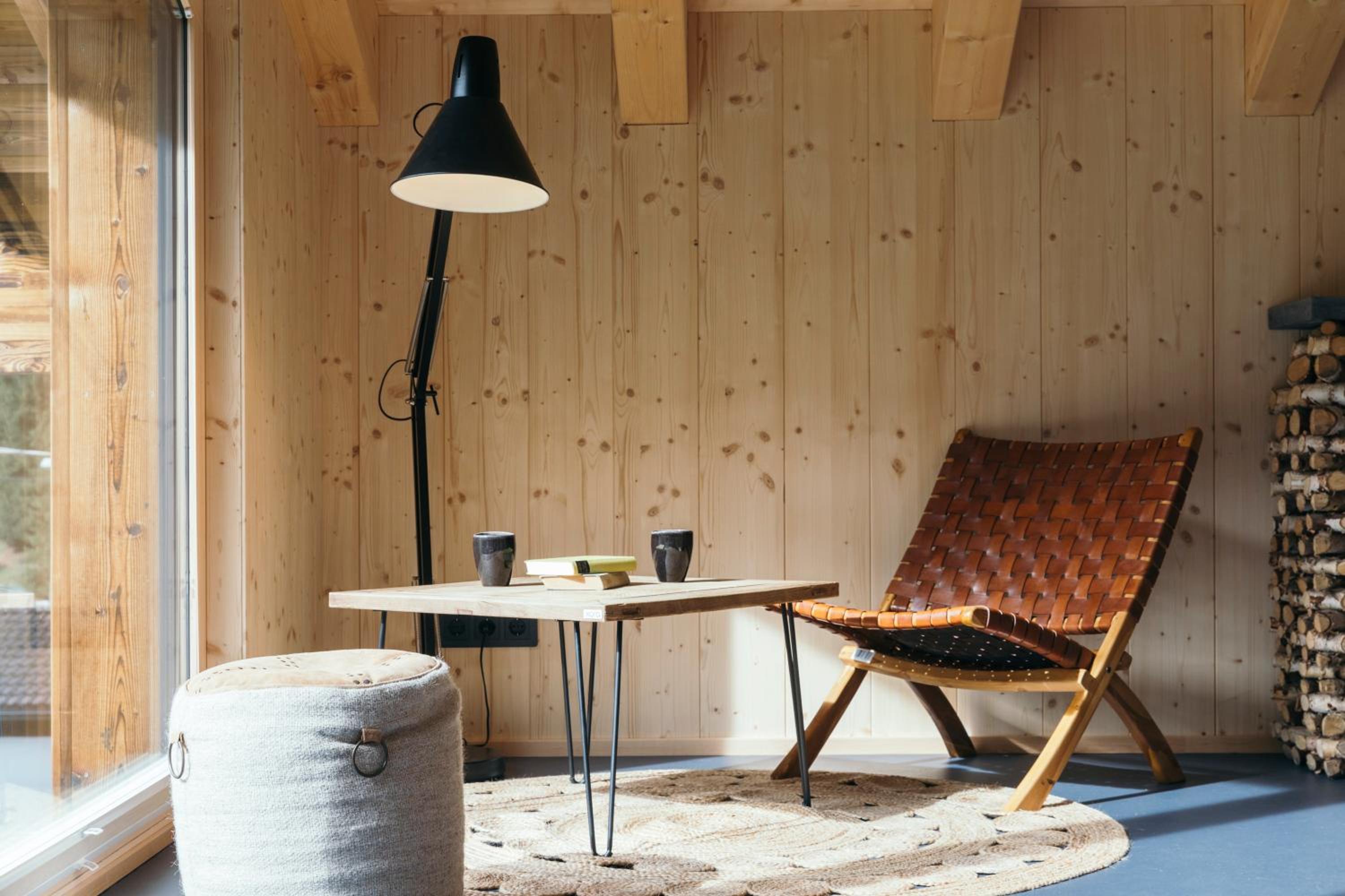 Ferienhaus Alpen Lodge und die Gams