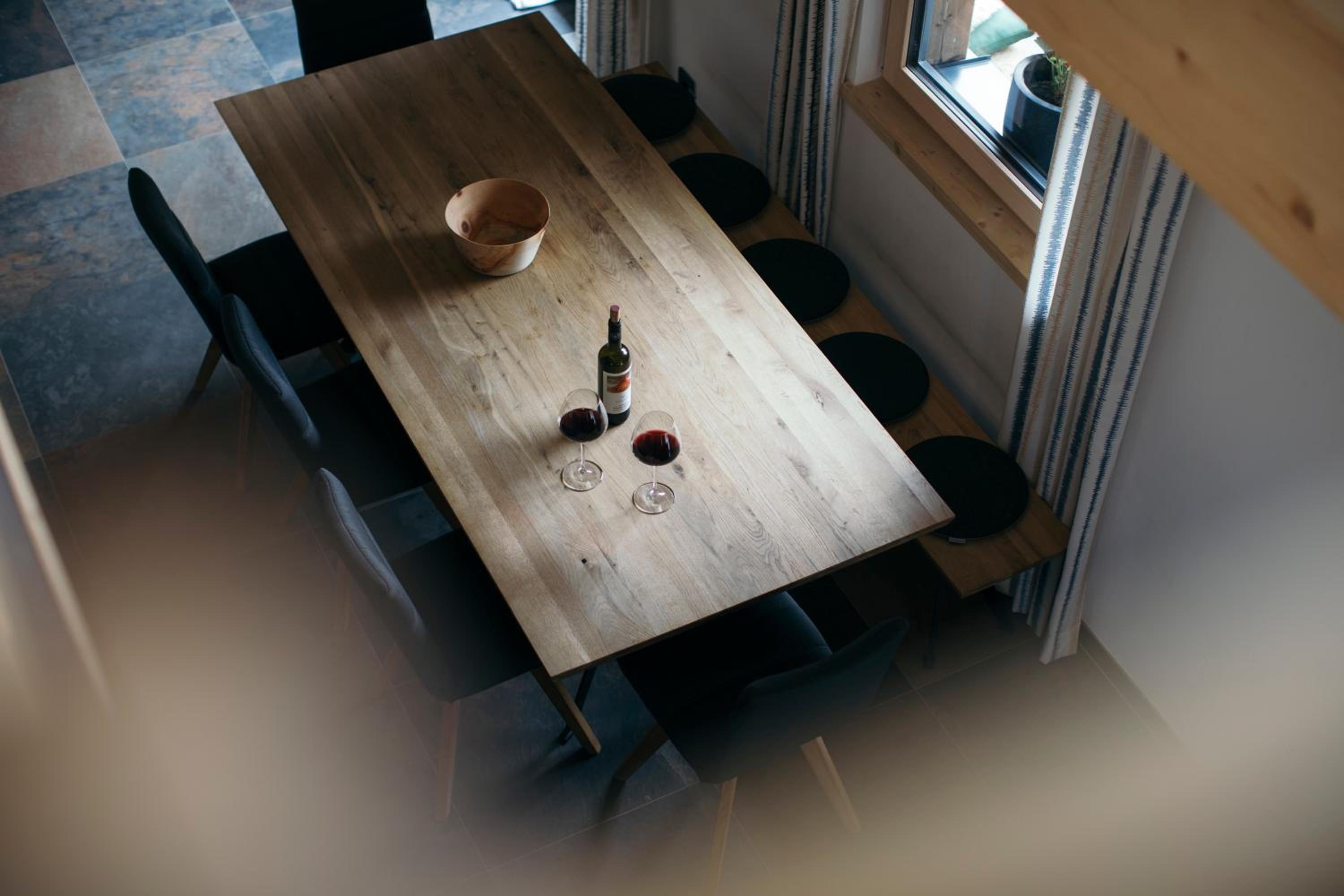 Ferienhaus Alpen Lodge und die Gams