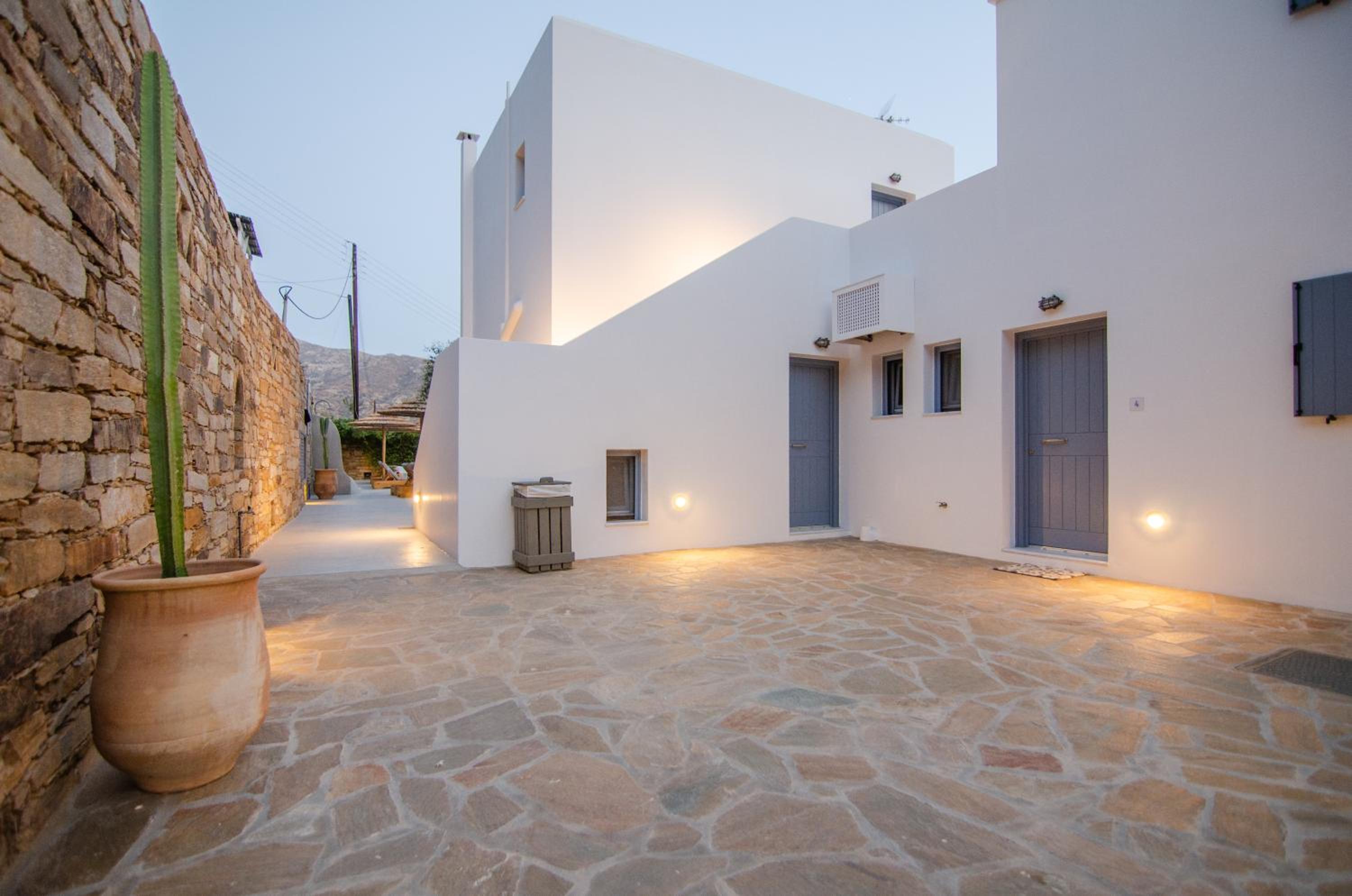Gianemma Luxury Apartments view 3