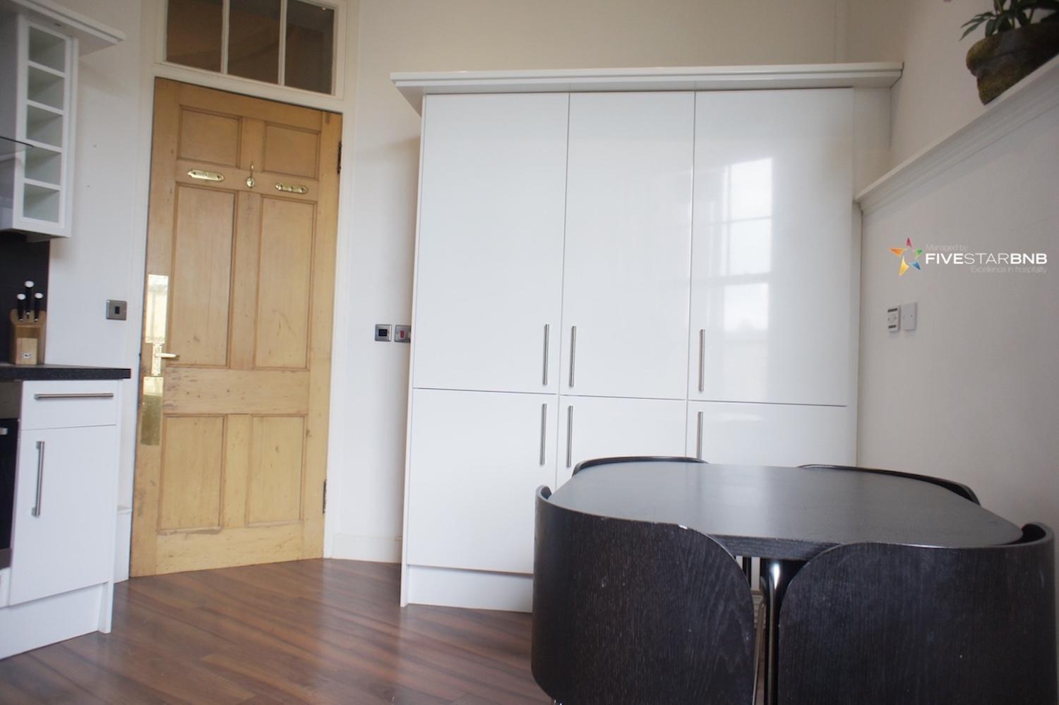 Windsor Street Apartment