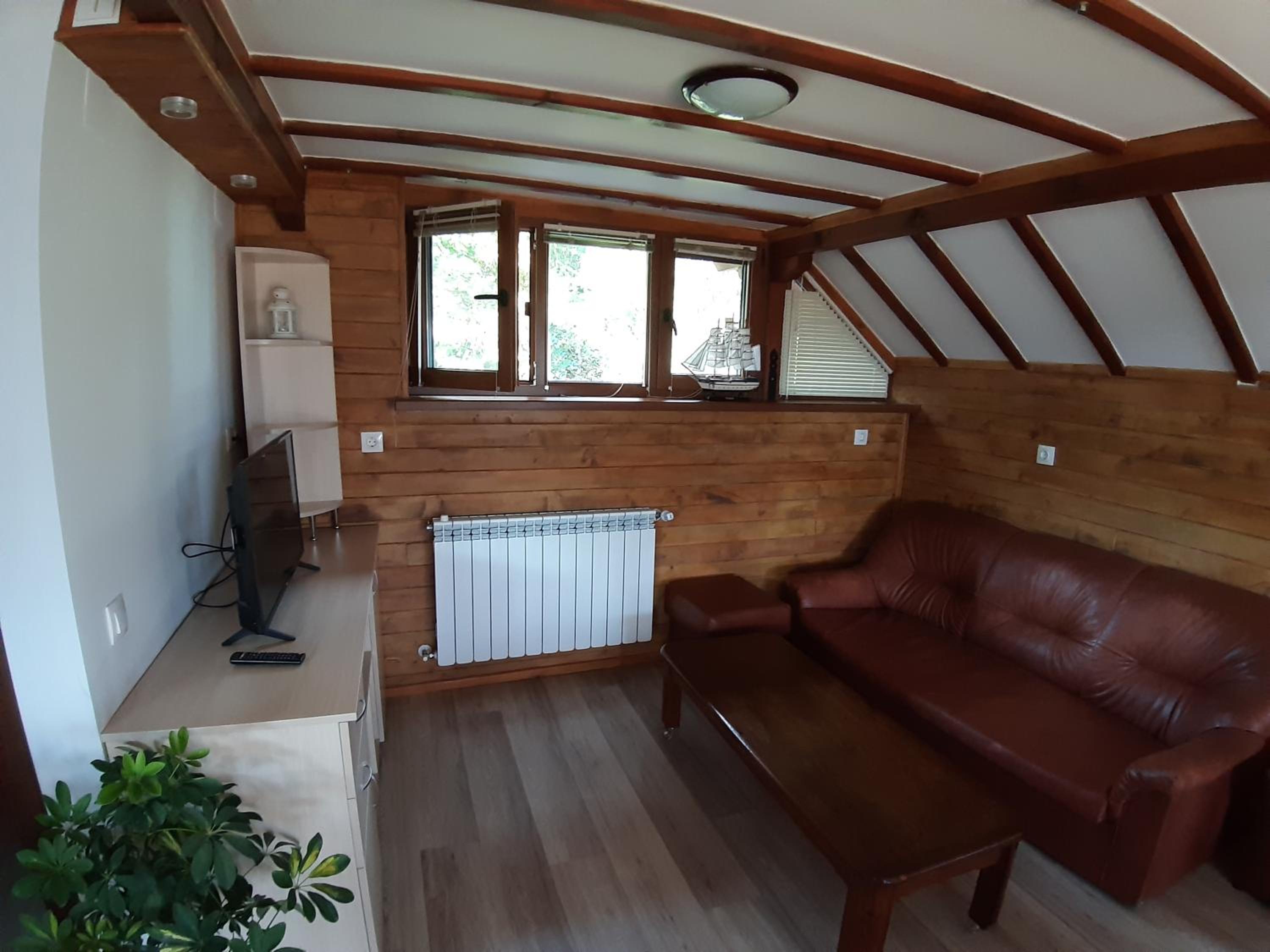 Tora Bora Guest House
