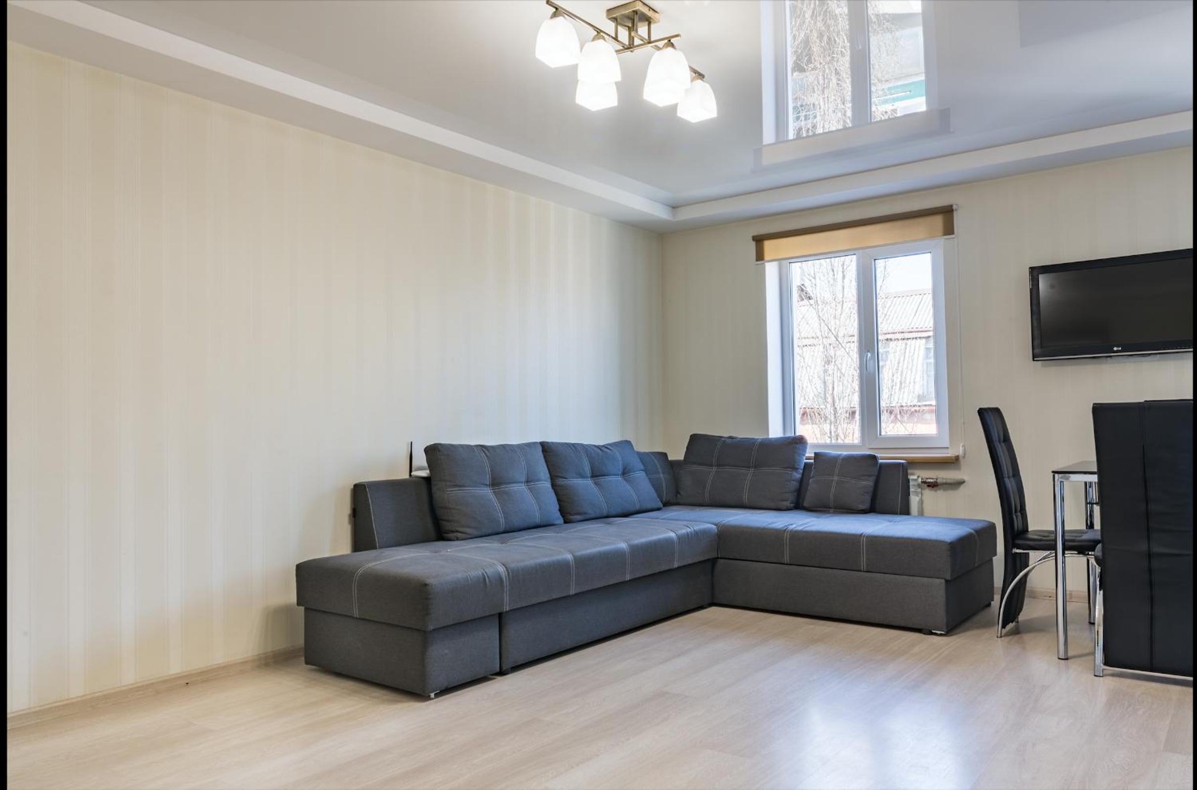 Luxury 2-bedroom Most City Area, center view 4