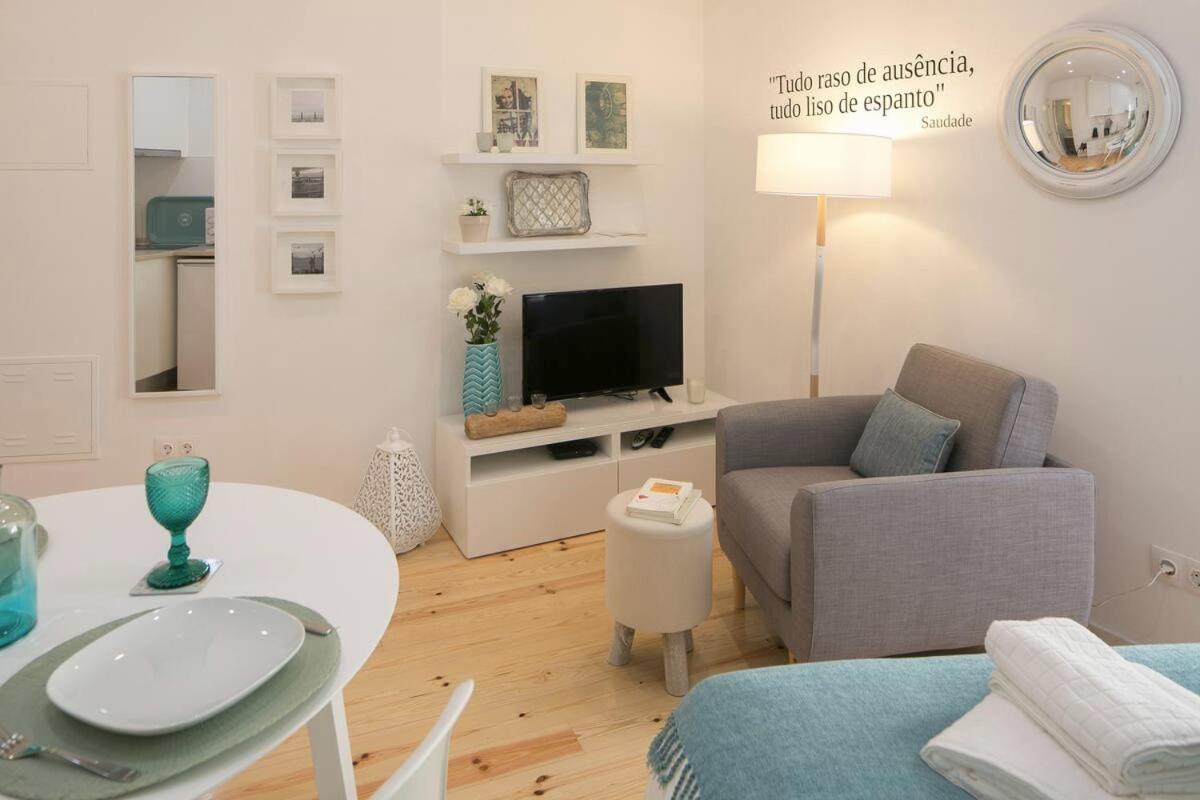 Central Turquoise Studio view 5