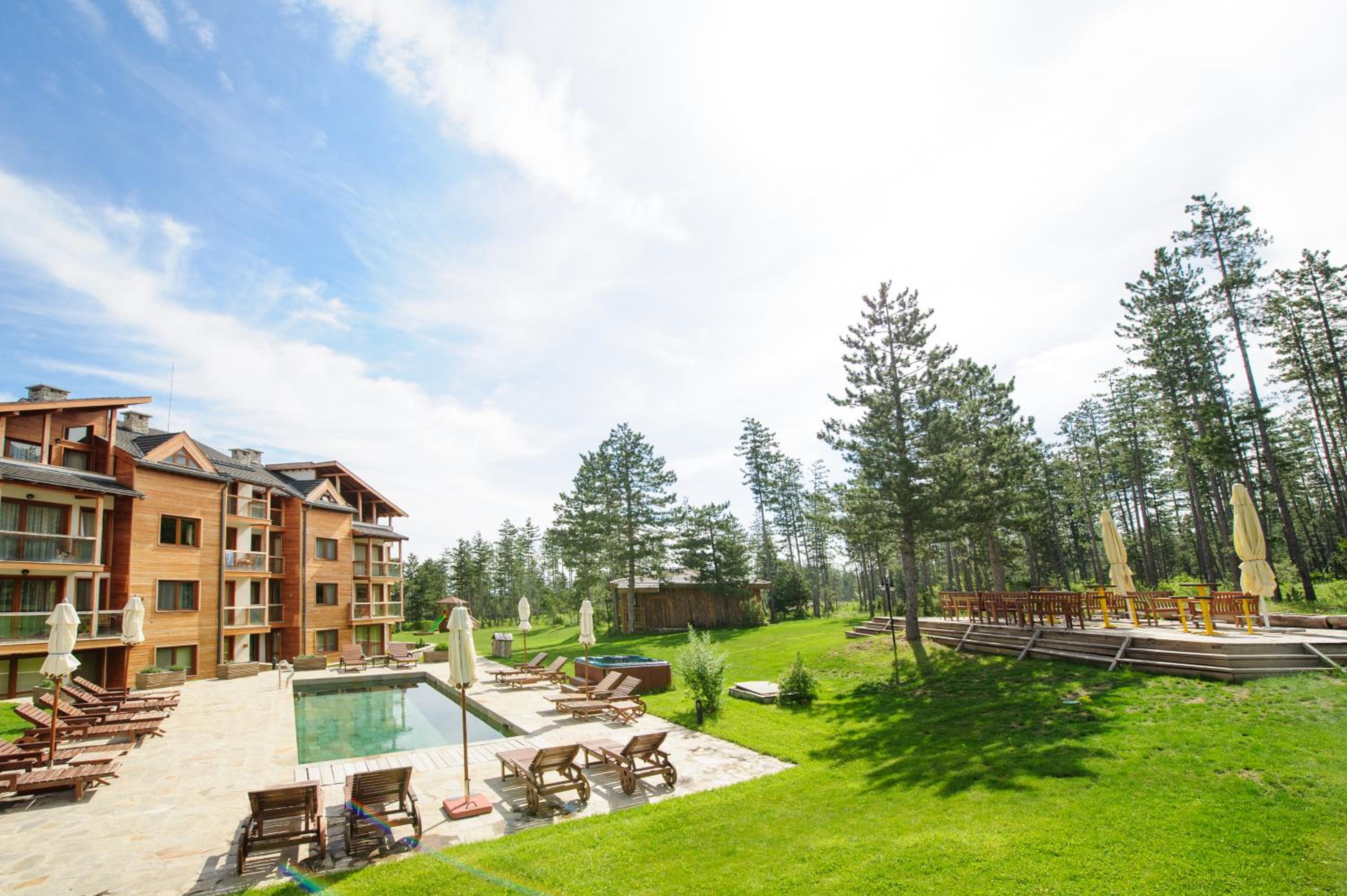 Pirin Golf & Country Club Apartment Complex