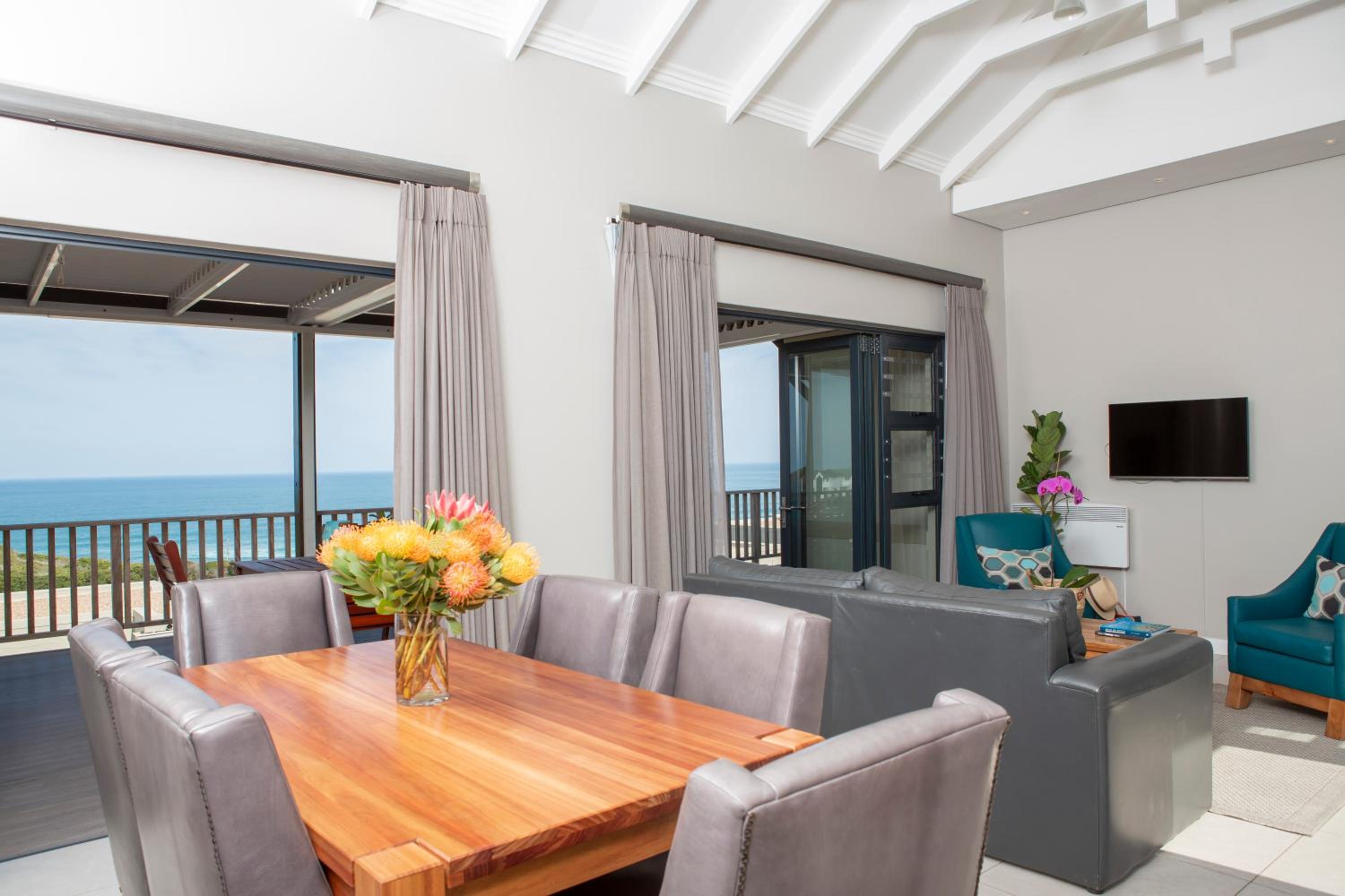 Brenton Haven Beachfront Resort