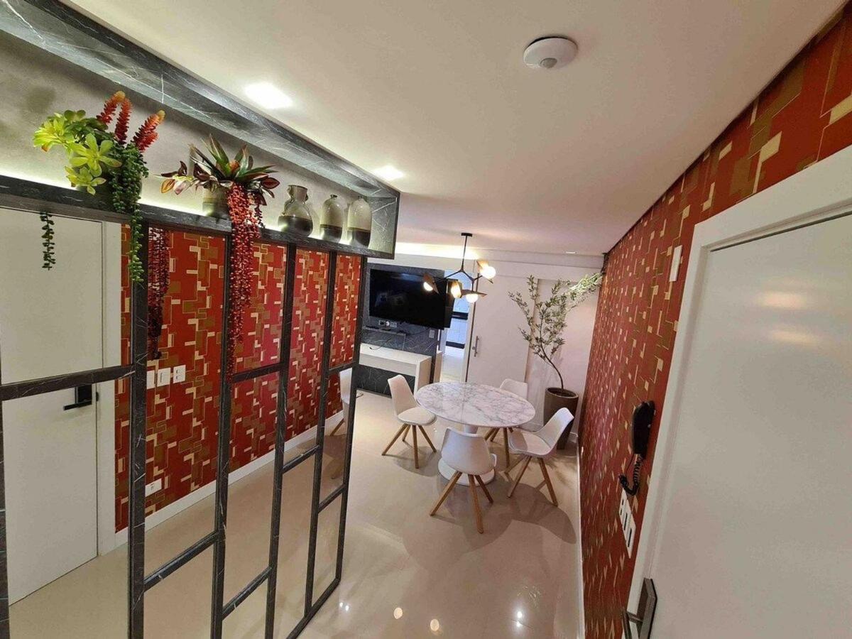 Studio no Centro gastronômico de FOZ com vista para o rio Paraná