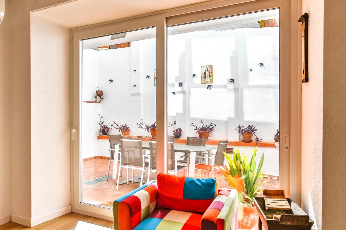 Luxury town house view 5