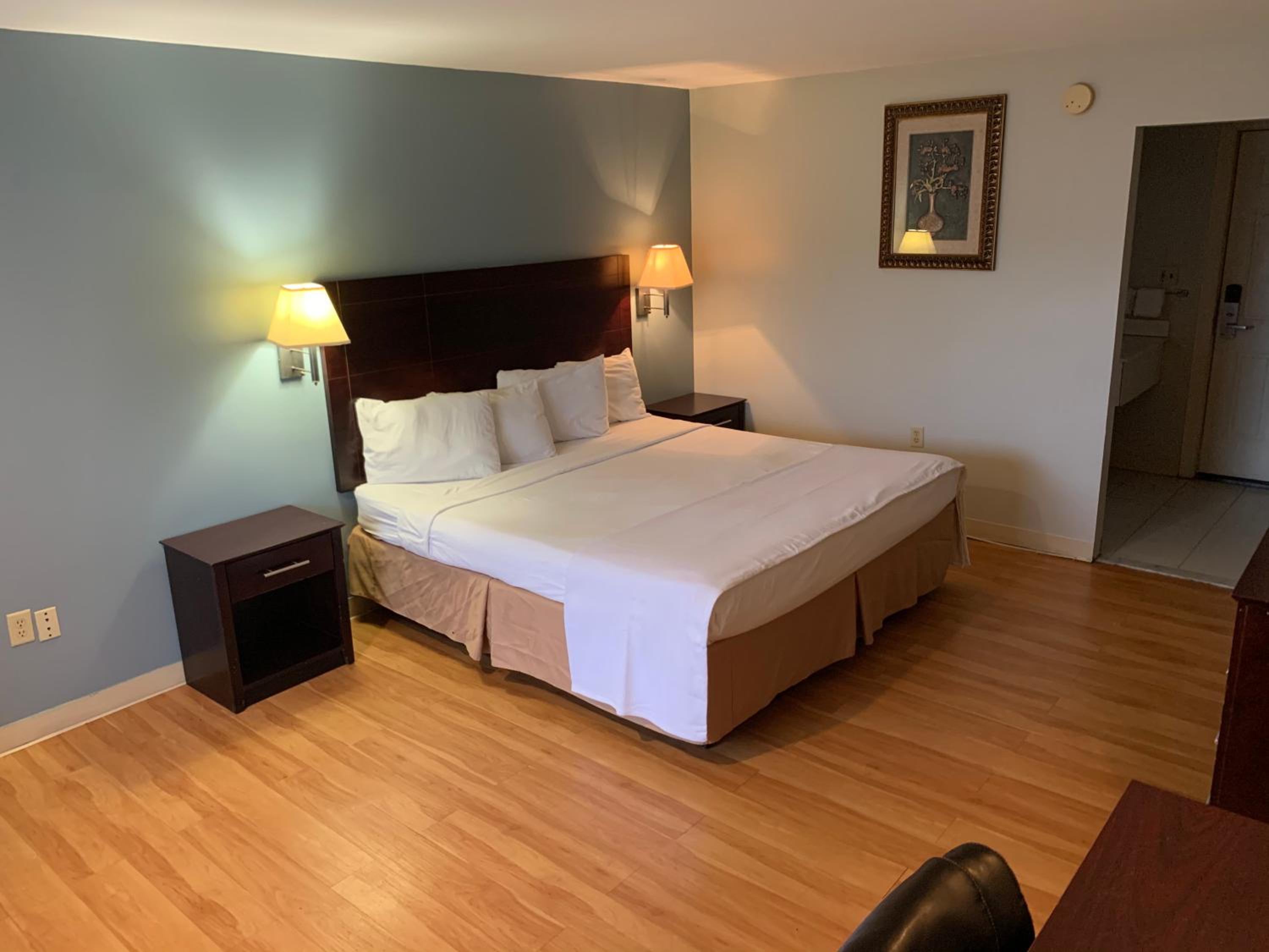 Crystal Inn Eatontown