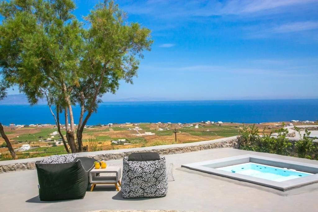 Luxury Santorini Villa Villa Elysian Dyo Private Hot Tub Air Conditioning photo 4