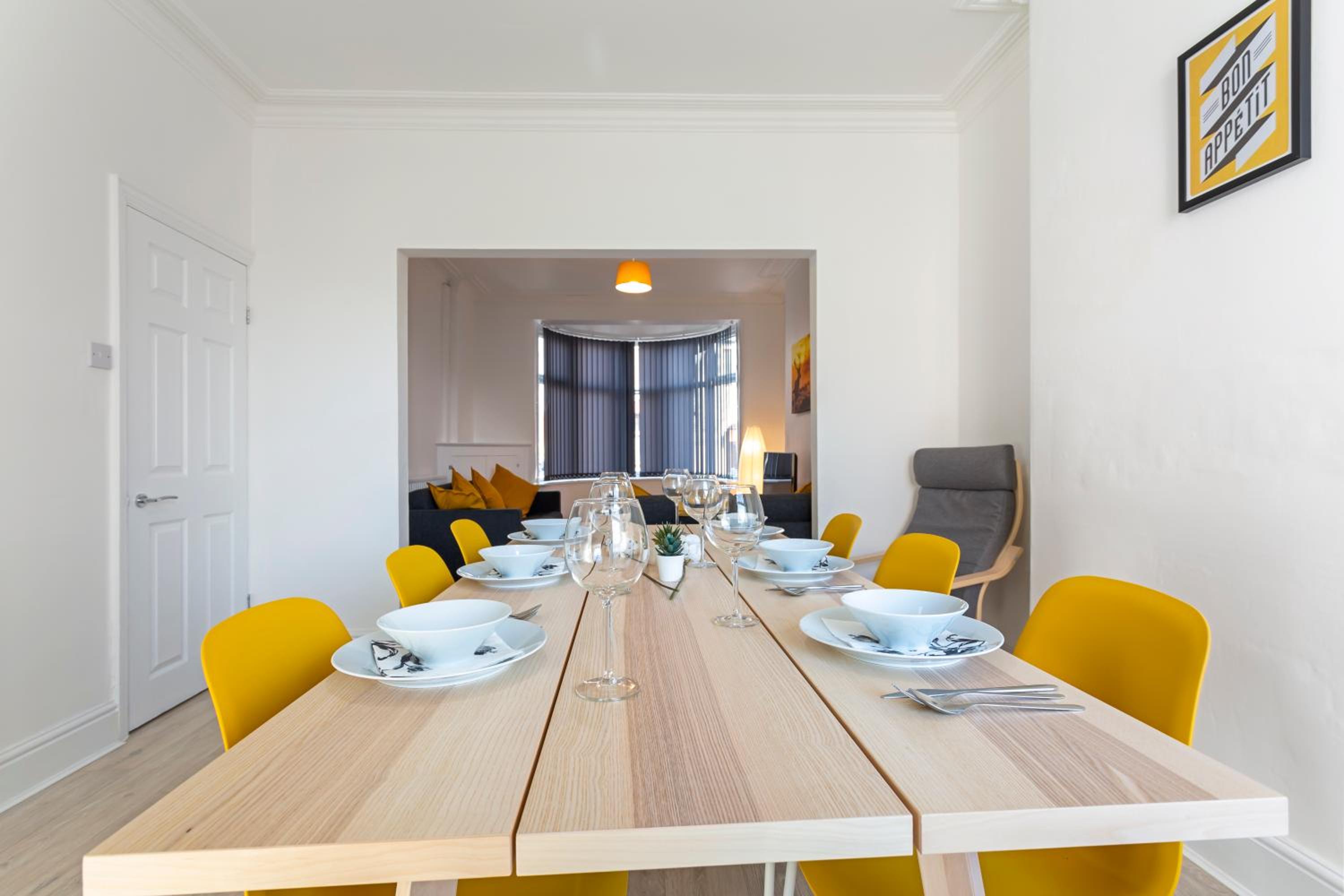 Jasmine Villa A - Ideal for QMC & Uni - Free parking