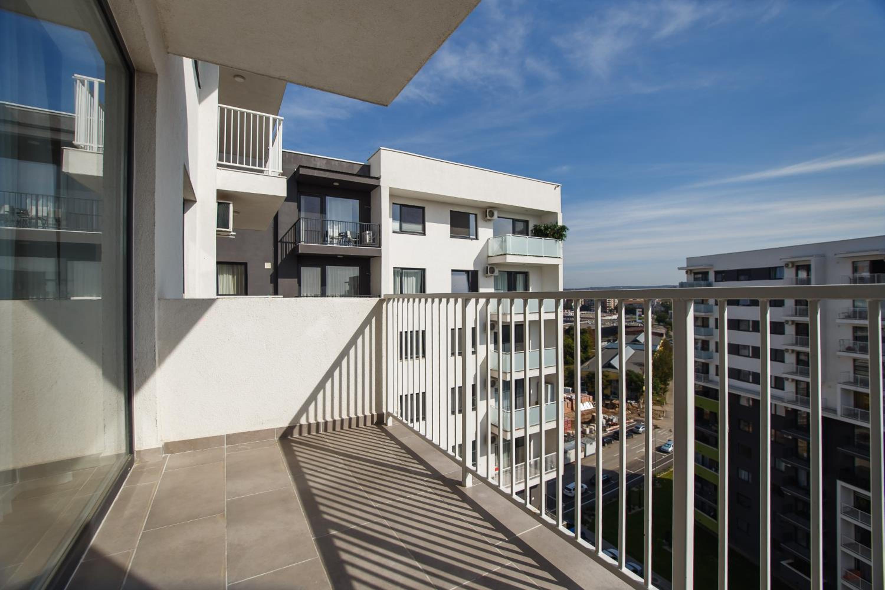 No. 10 - The Penthouse in City Center view 5