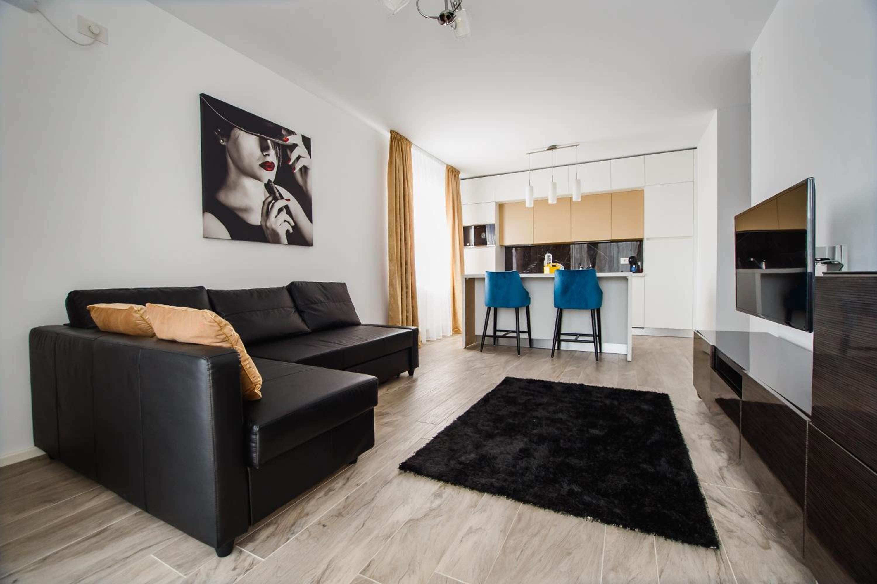 No. 10 - The Penthouse in City Center view 2