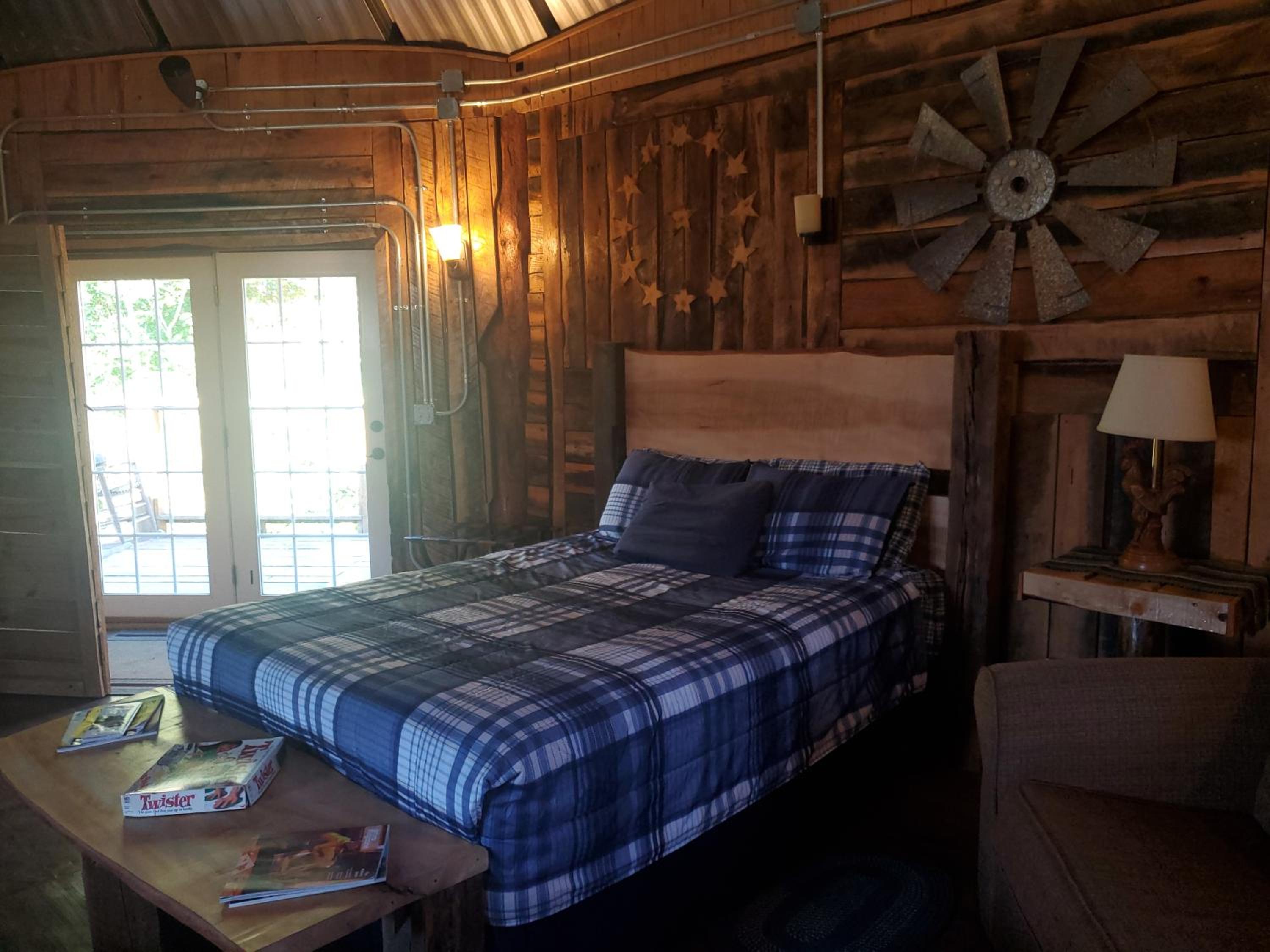 The Mountaineer - Rustic Mountain Yurt view 3