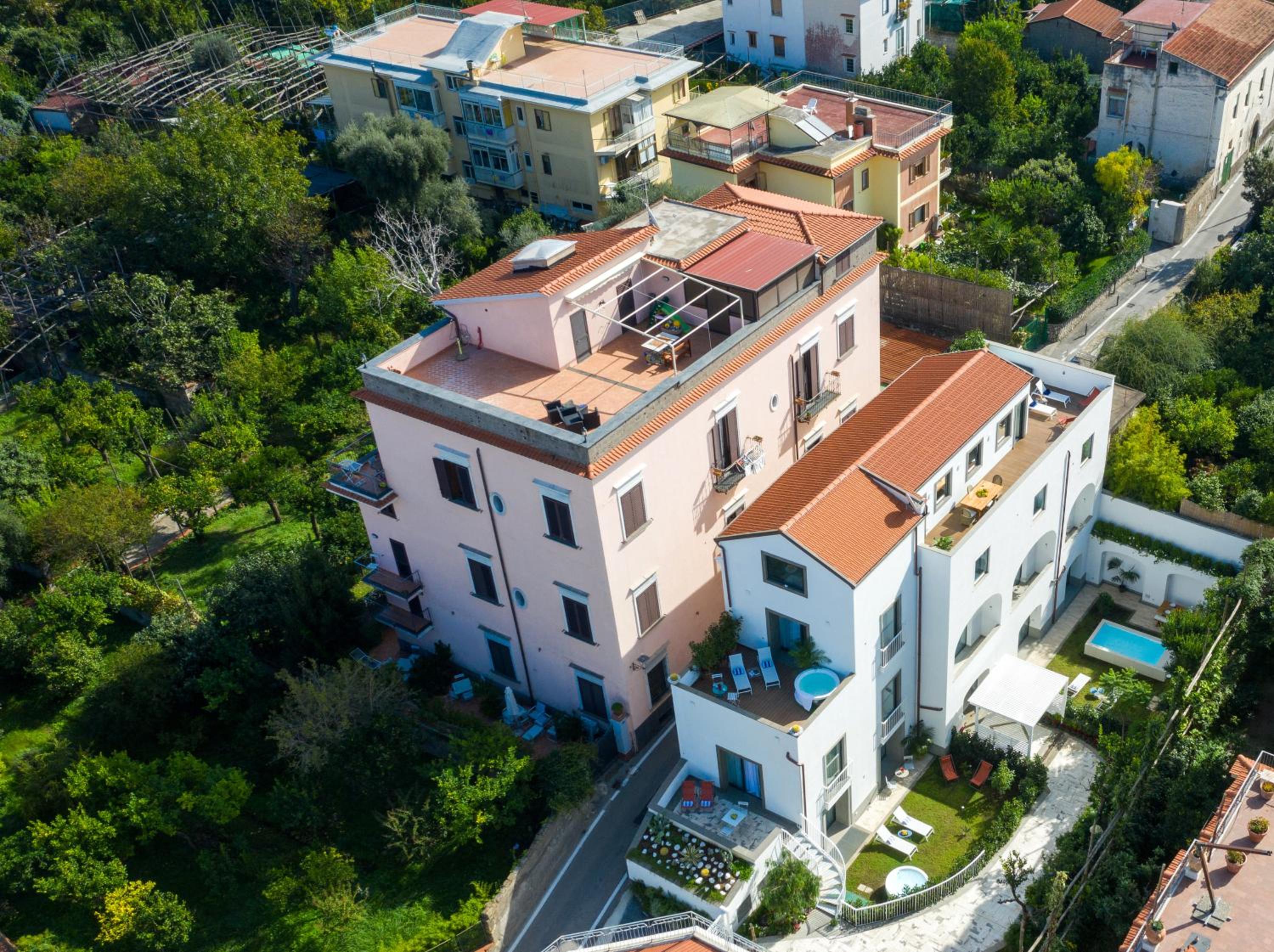 SorrentoVibes - Luxury Suite with Terrace photo 5