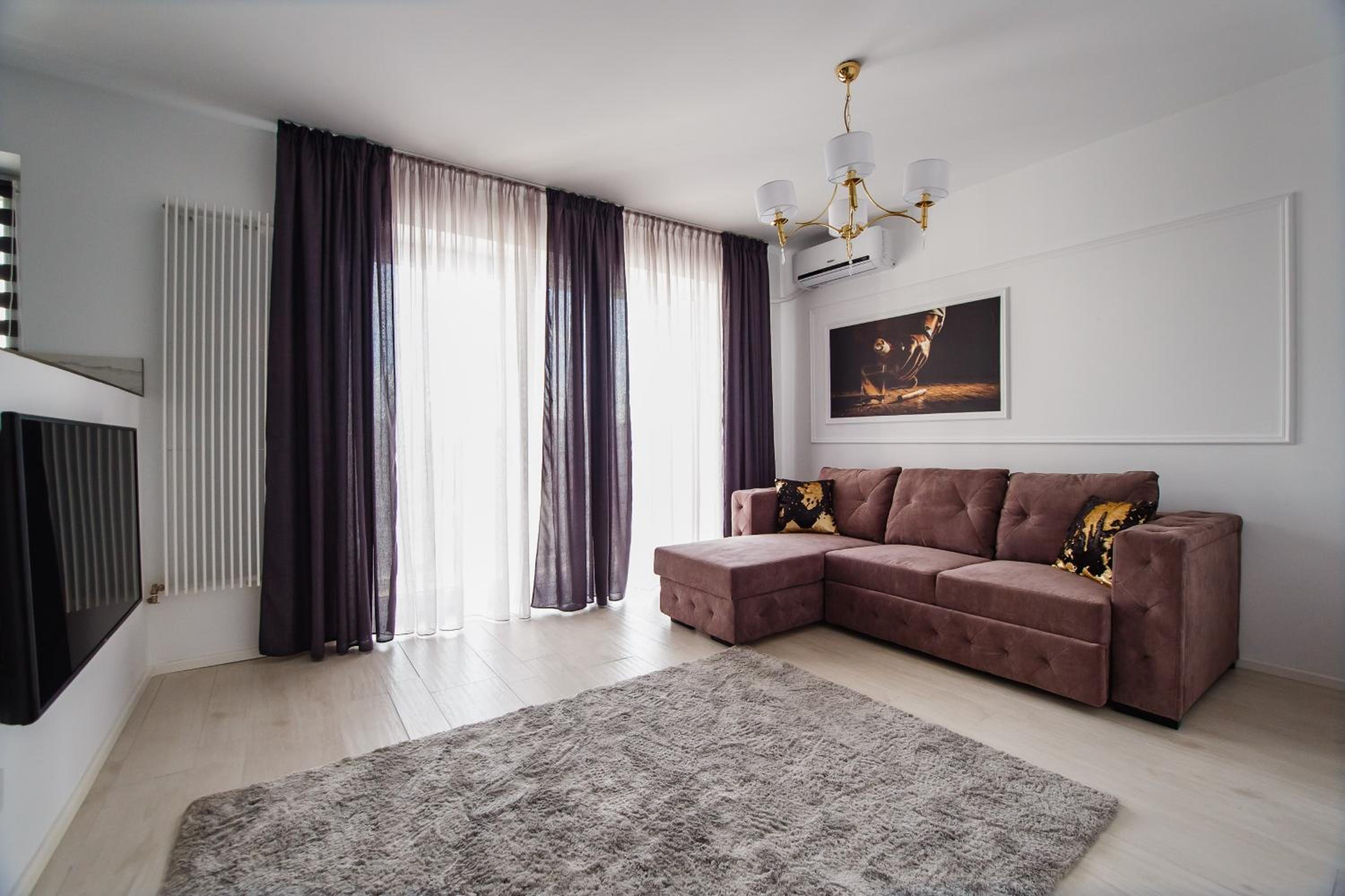 No. 11 - The Penthouse in City Center view 4