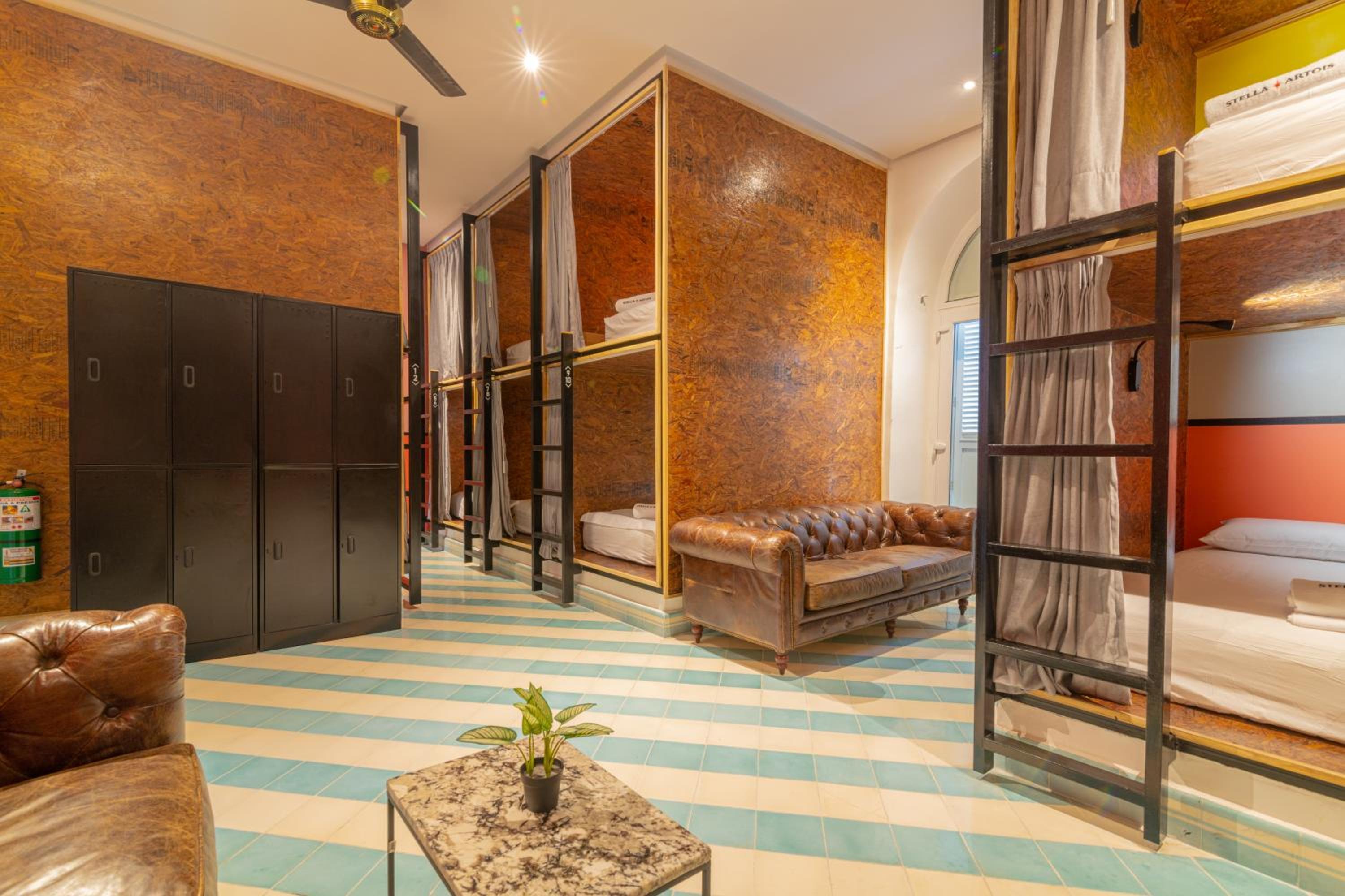 CASA MOVIDA HOSTEL