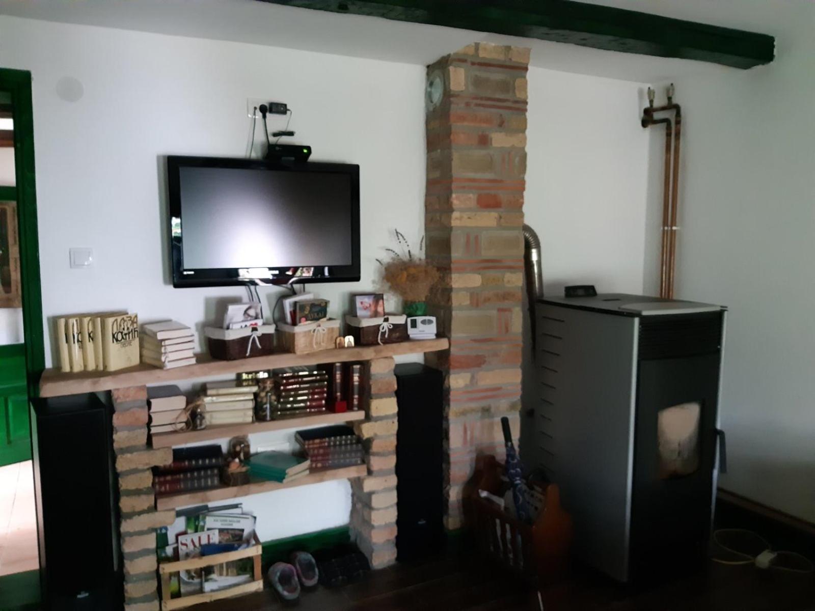 Photo 19