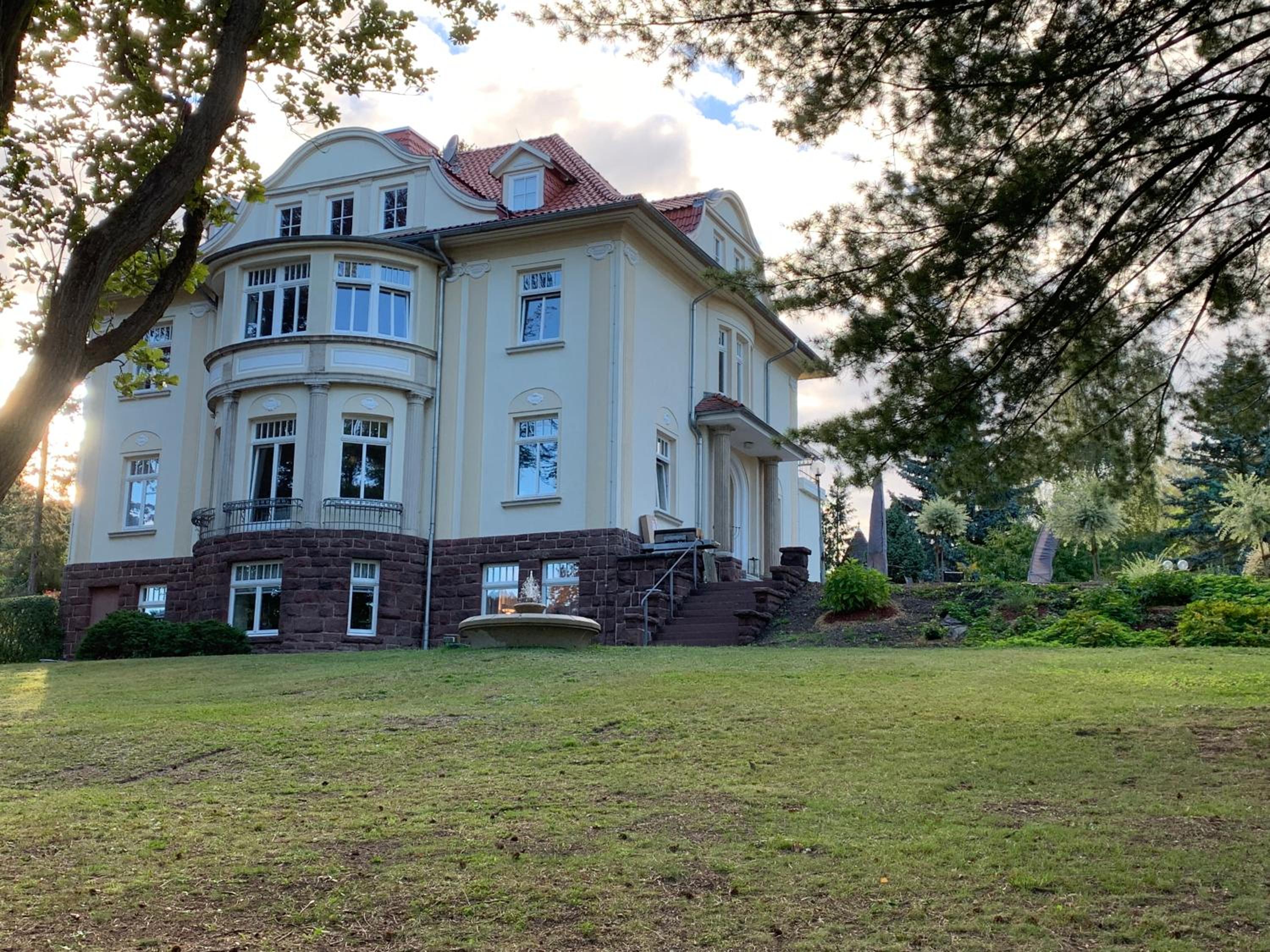 Residenz im Park view 4