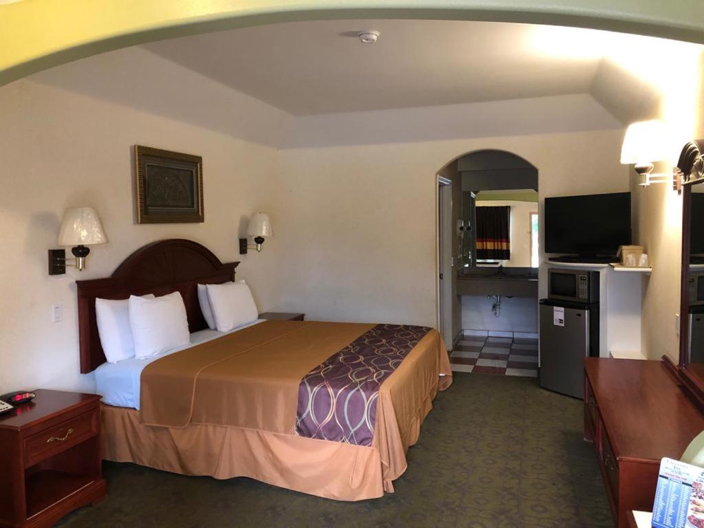 Porter Executive Inn  Suites - Property Image 3