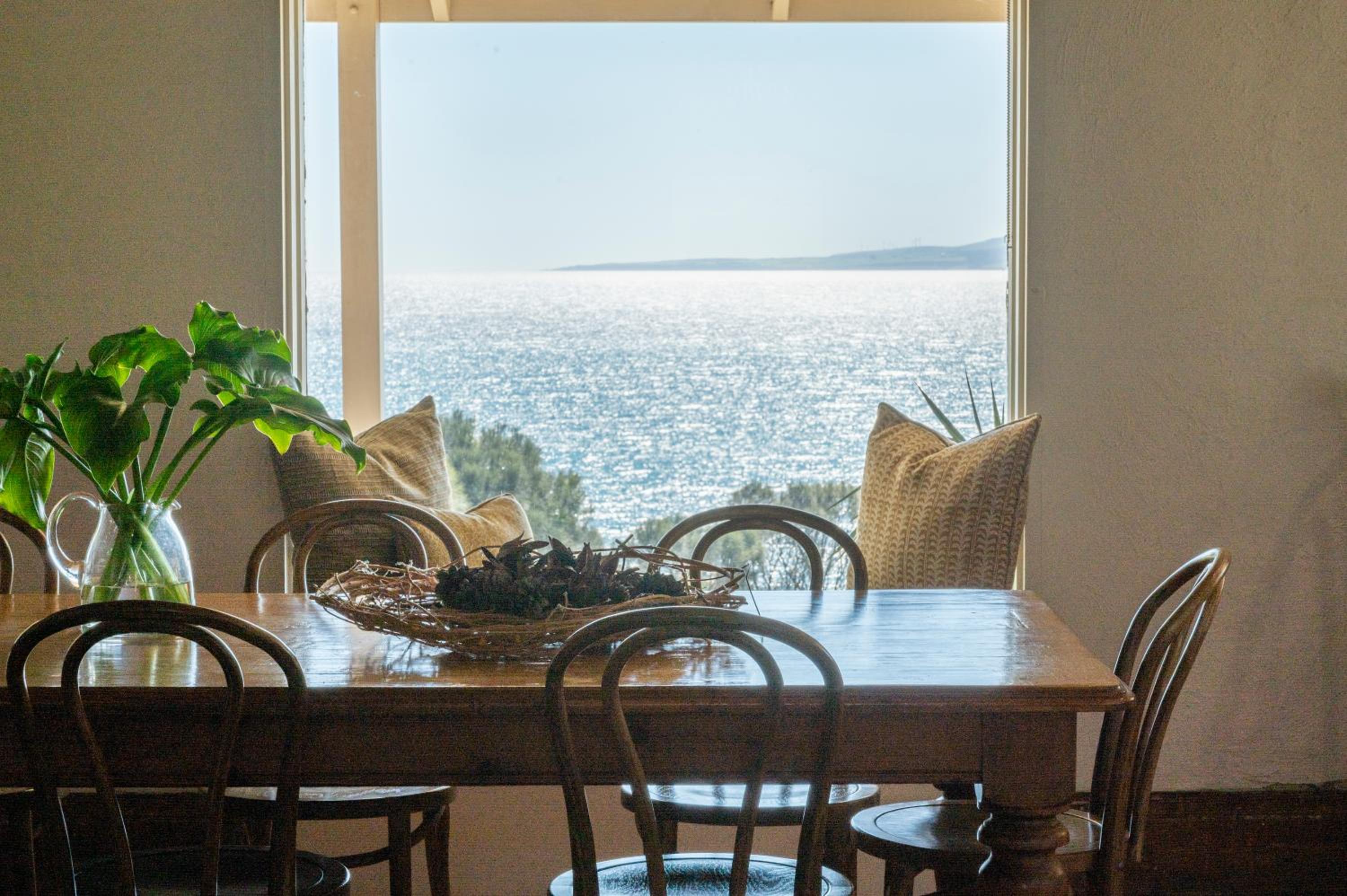 Antechamber Bay Retreats view 5