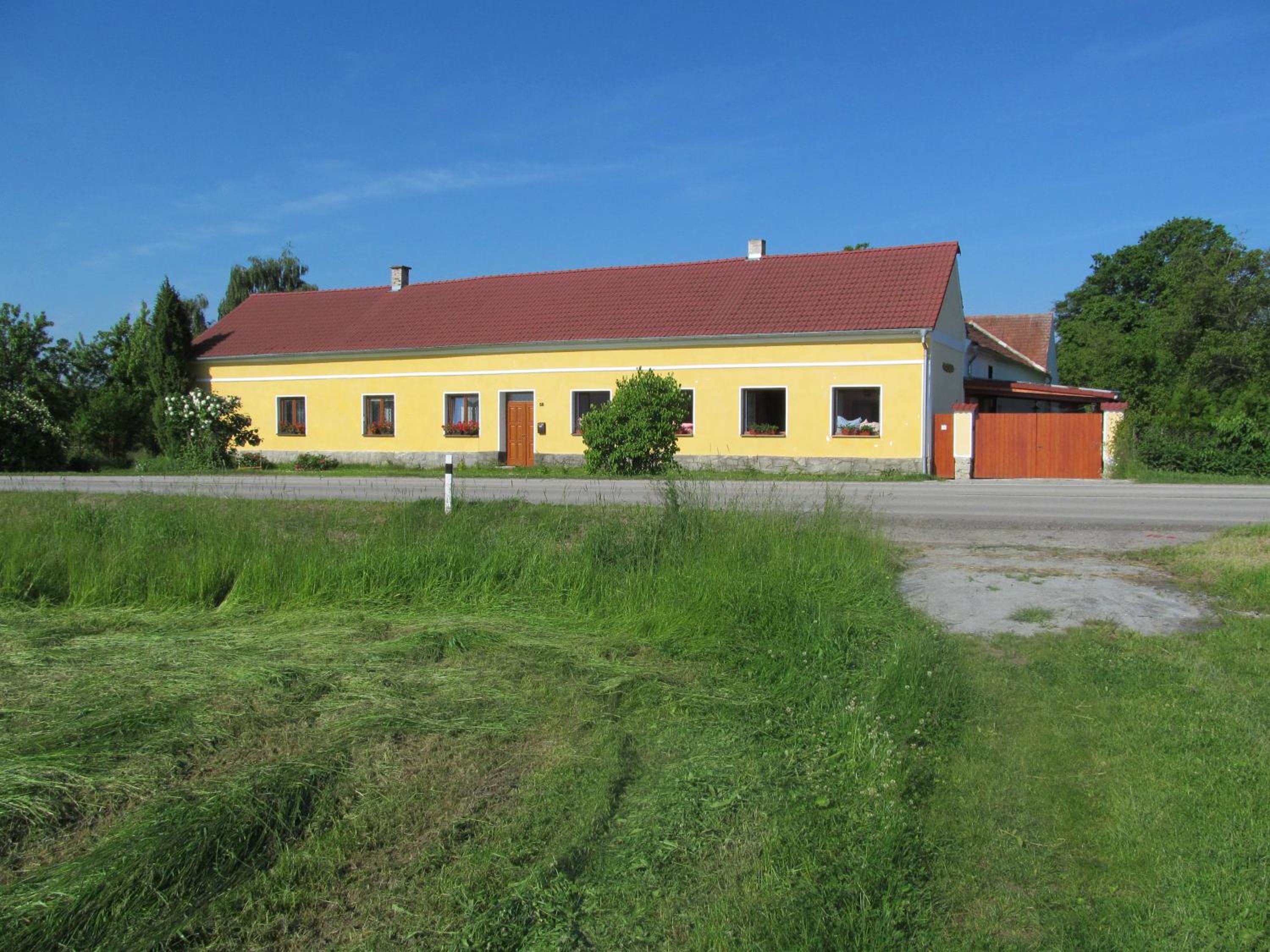 Photo 32