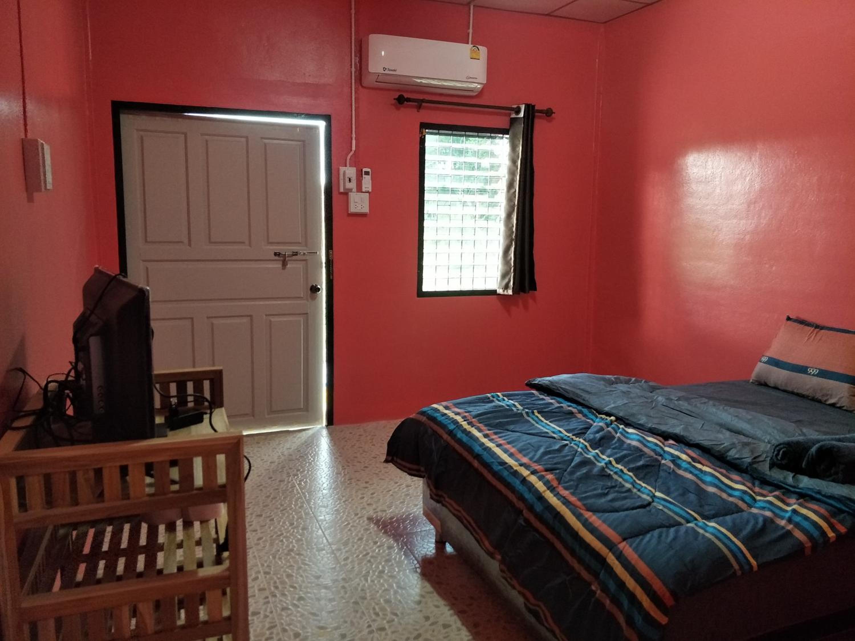 Home hug villa