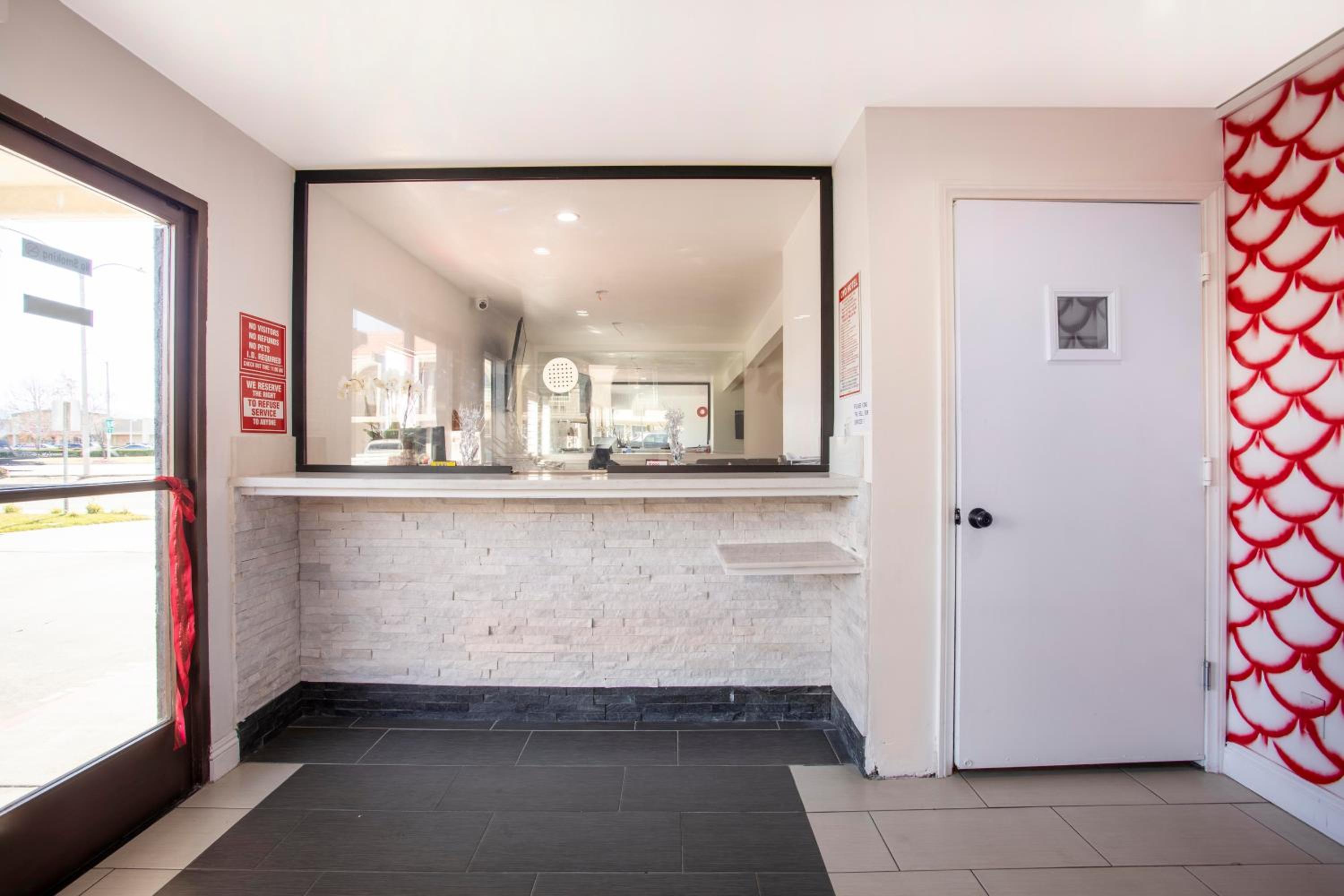 Hotel Palmdale - Antelope Valley -Listing Partner