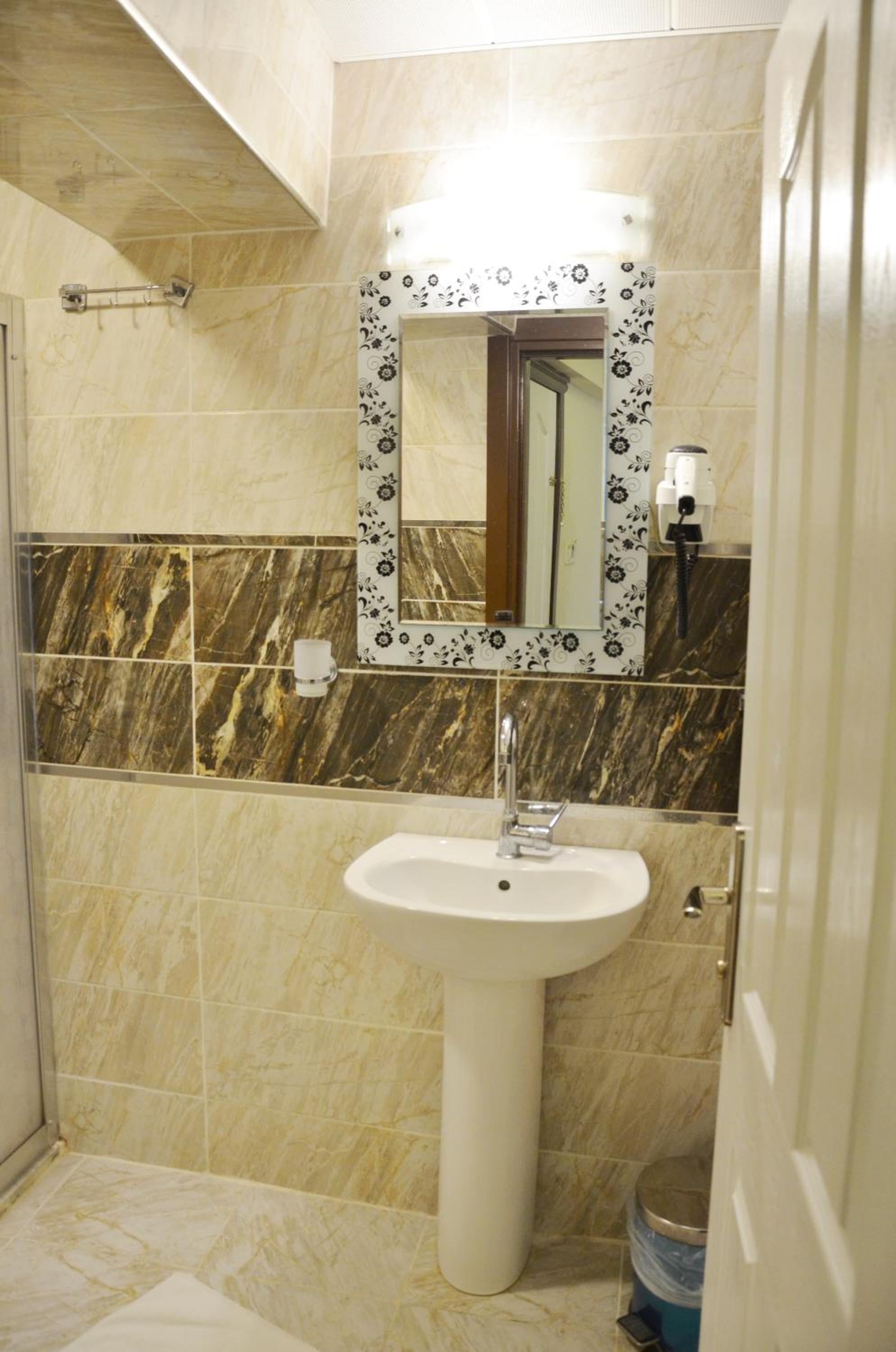 Hotel Grand Mark - Image 34