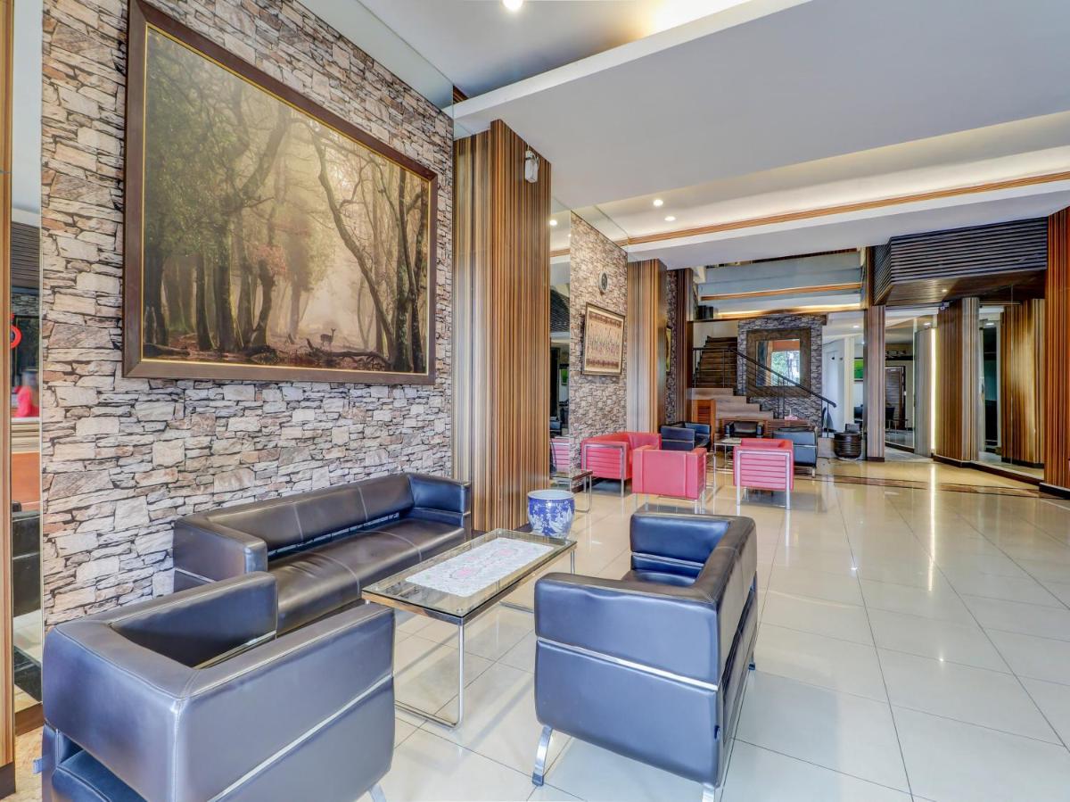hotel reception