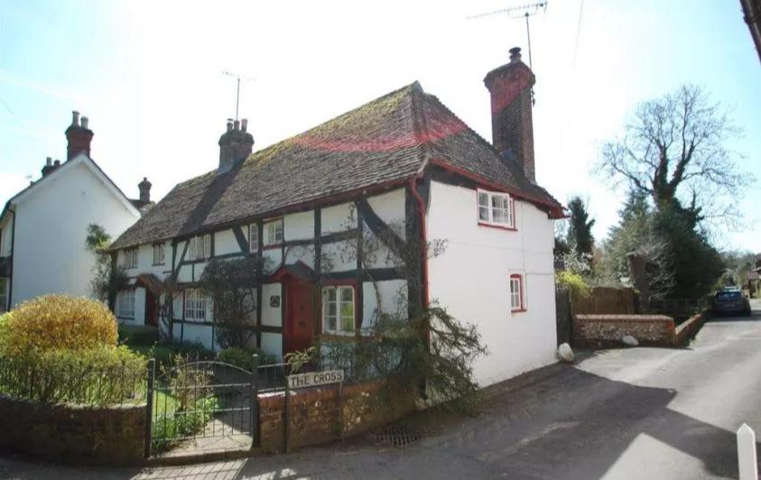 Honeysuckle Cottage- East Meon view 5