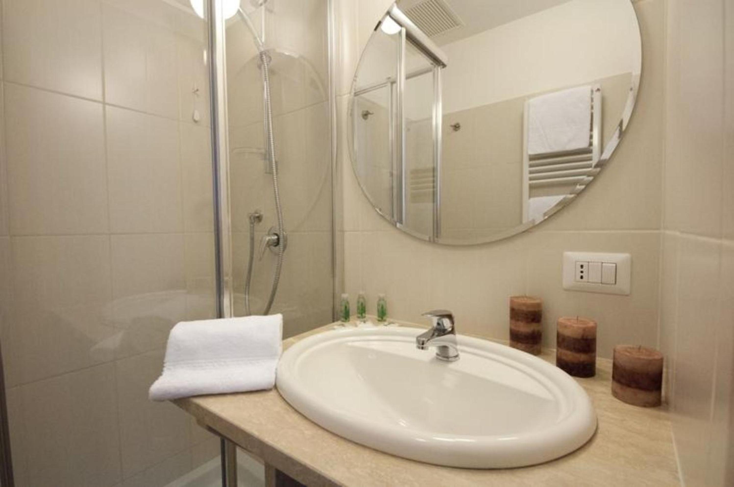 Ara Pacis Inn
