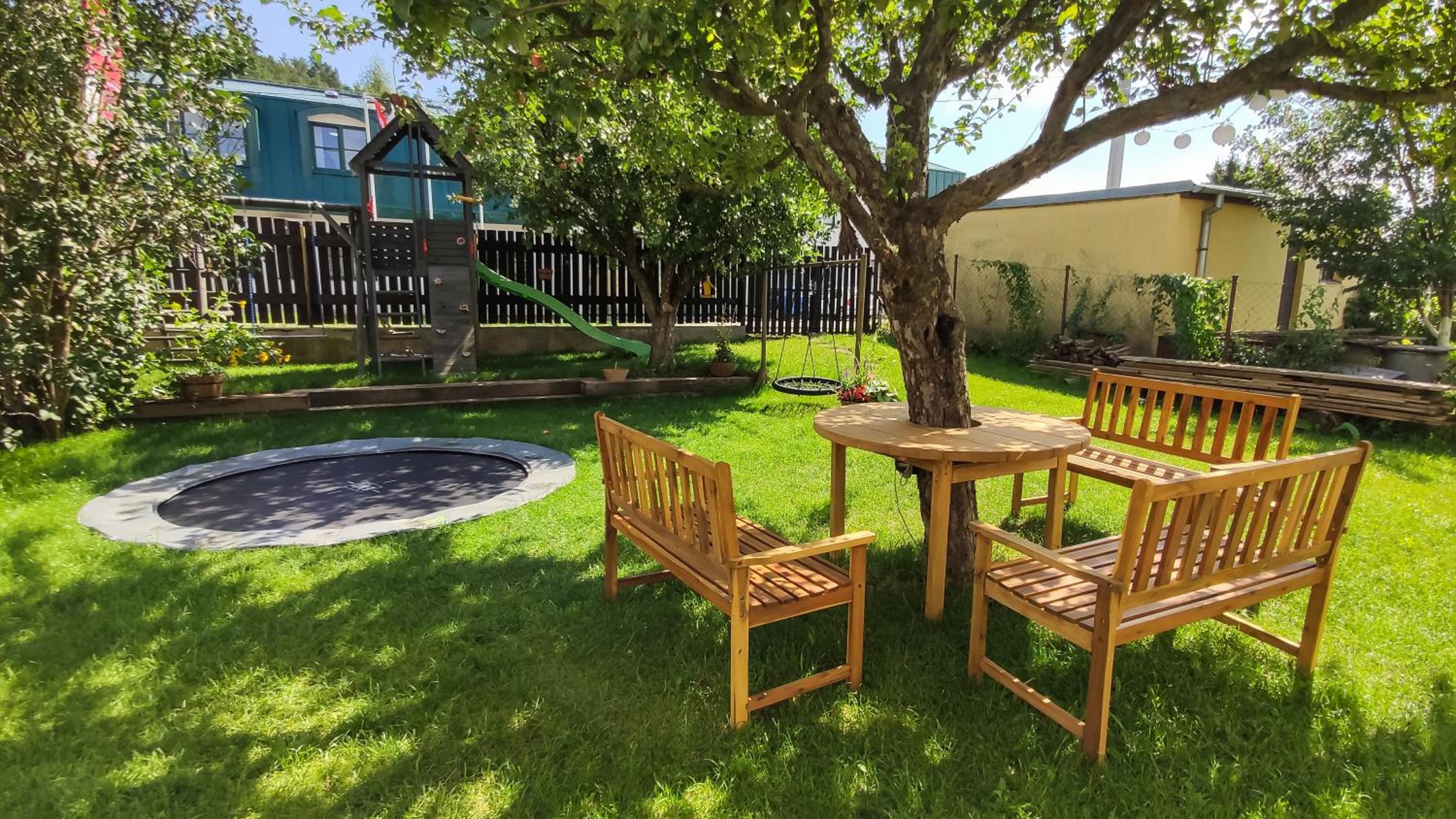 Bonton Apartments