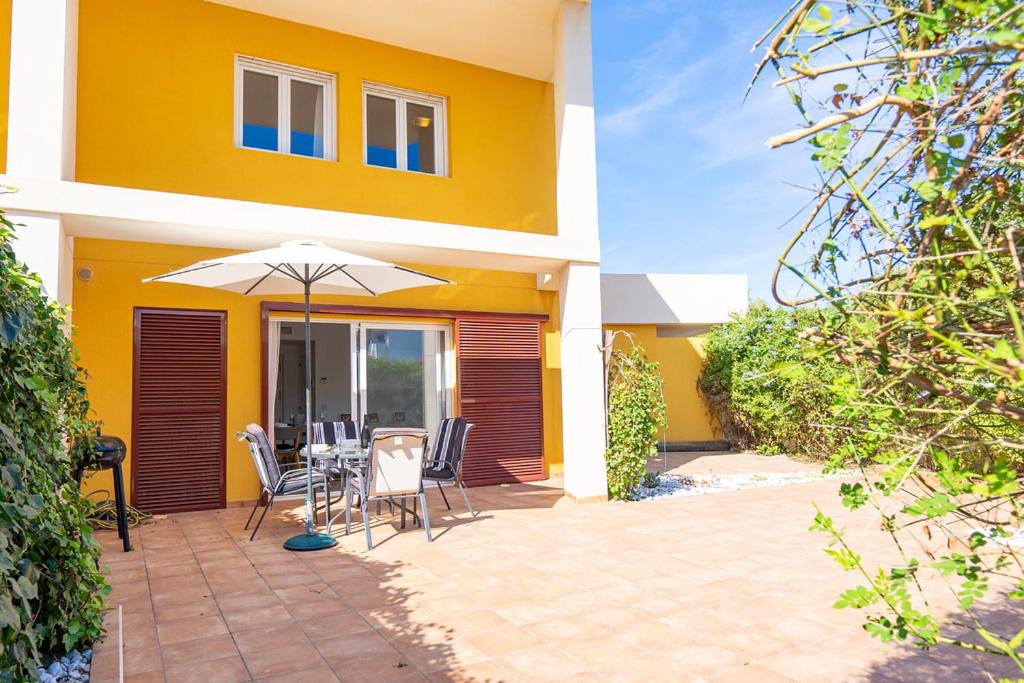 Fantastic Location - Luxury 3 Bed 3 Bath Duplex in Playa Flamenca view 3